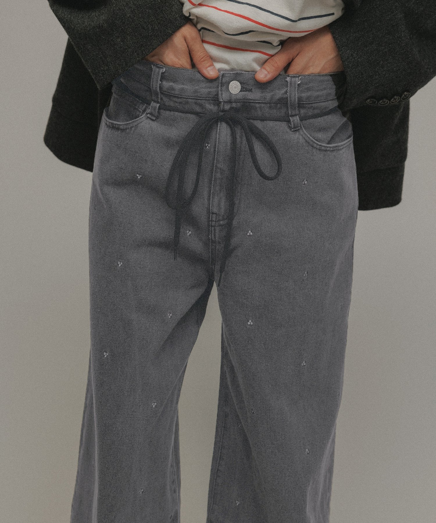 【SALE／50%OFF】M TO R [PANTS]DOT EMBROIDERY BUGGY DESIGN DENIM アダムエロペ パンツ ジーンズ・デニムパンツ ブラック ブルー【送料無料】のサムネイル