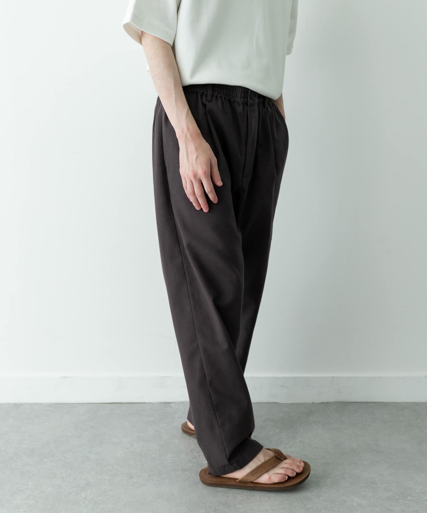 Sonny Label 接触冷感リネン混テーパードパンツ サニーレーベル パンツ その他のパンツ ブラック グレー