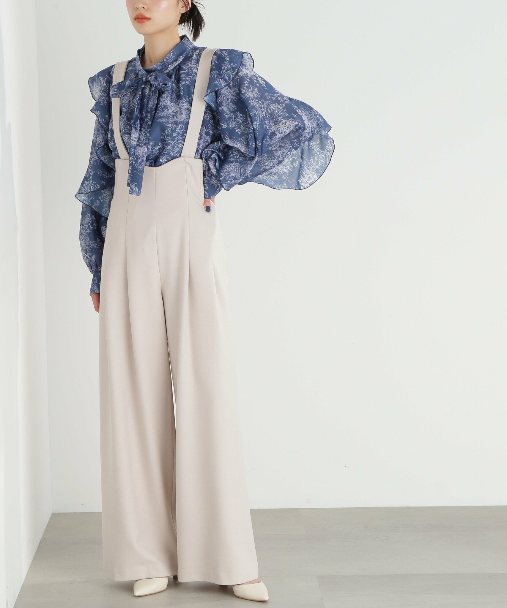 【SALE/60%OFF】JILL by JILL STUART 2Wayサスツキパンツ ジル バイ ジル スチュアート パンツ その他のパンツ グレー ベージュ【送料無料】