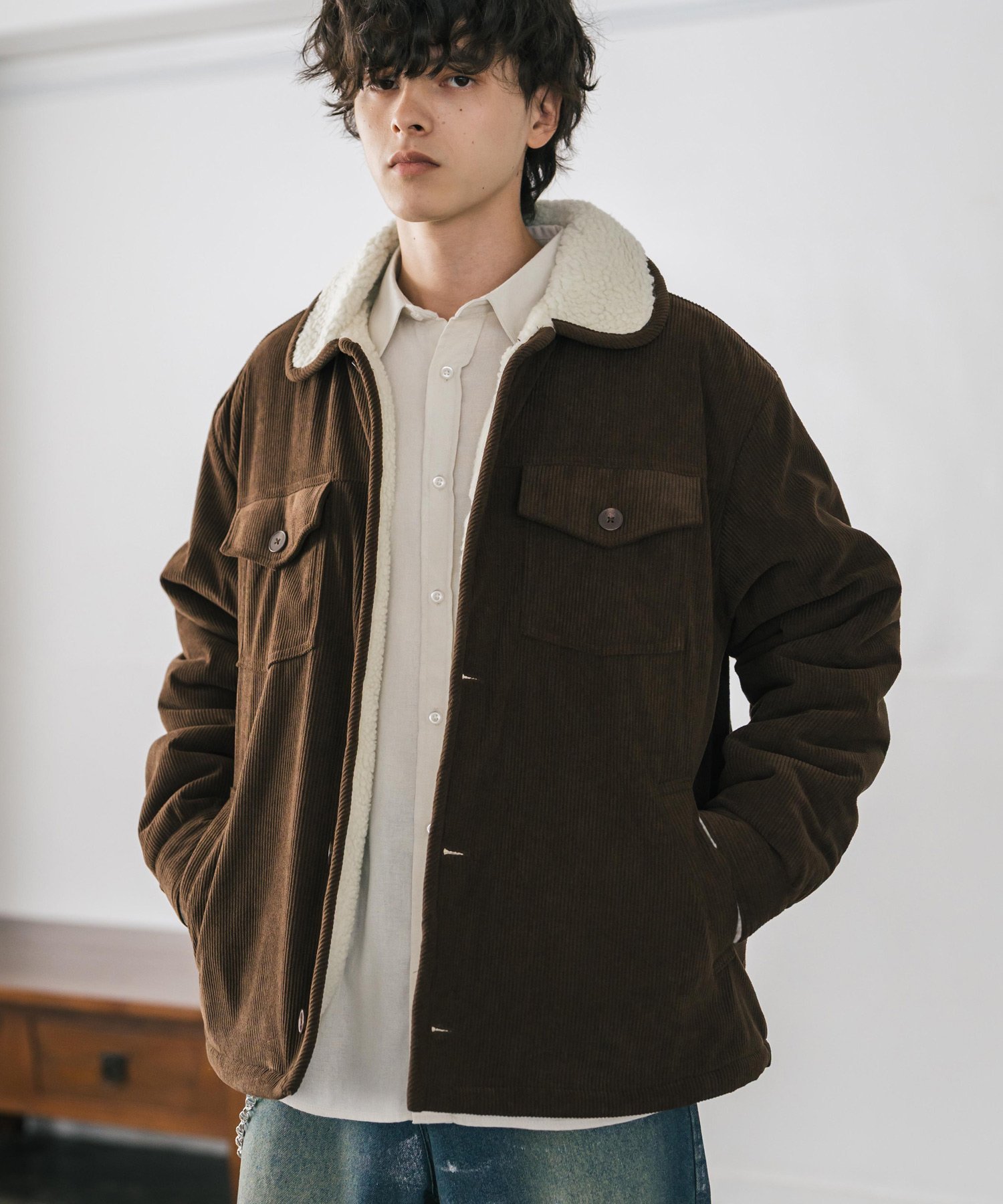 Rocky Monroe オーバーサイズ コーデュロイ裏ボア2WAYランチコート ロッキーモンロー ジャケット・アウター その他のジャケット・アウター ホワイト...