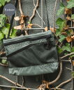 URBAN RESEARCH DOORS 『別注』Snow Peak Apparel*DOORS Everyday Use Sacoche アーバンリサーチドアーズ バッグ ショルダーバッグ ブラック グリーン【送料無料】