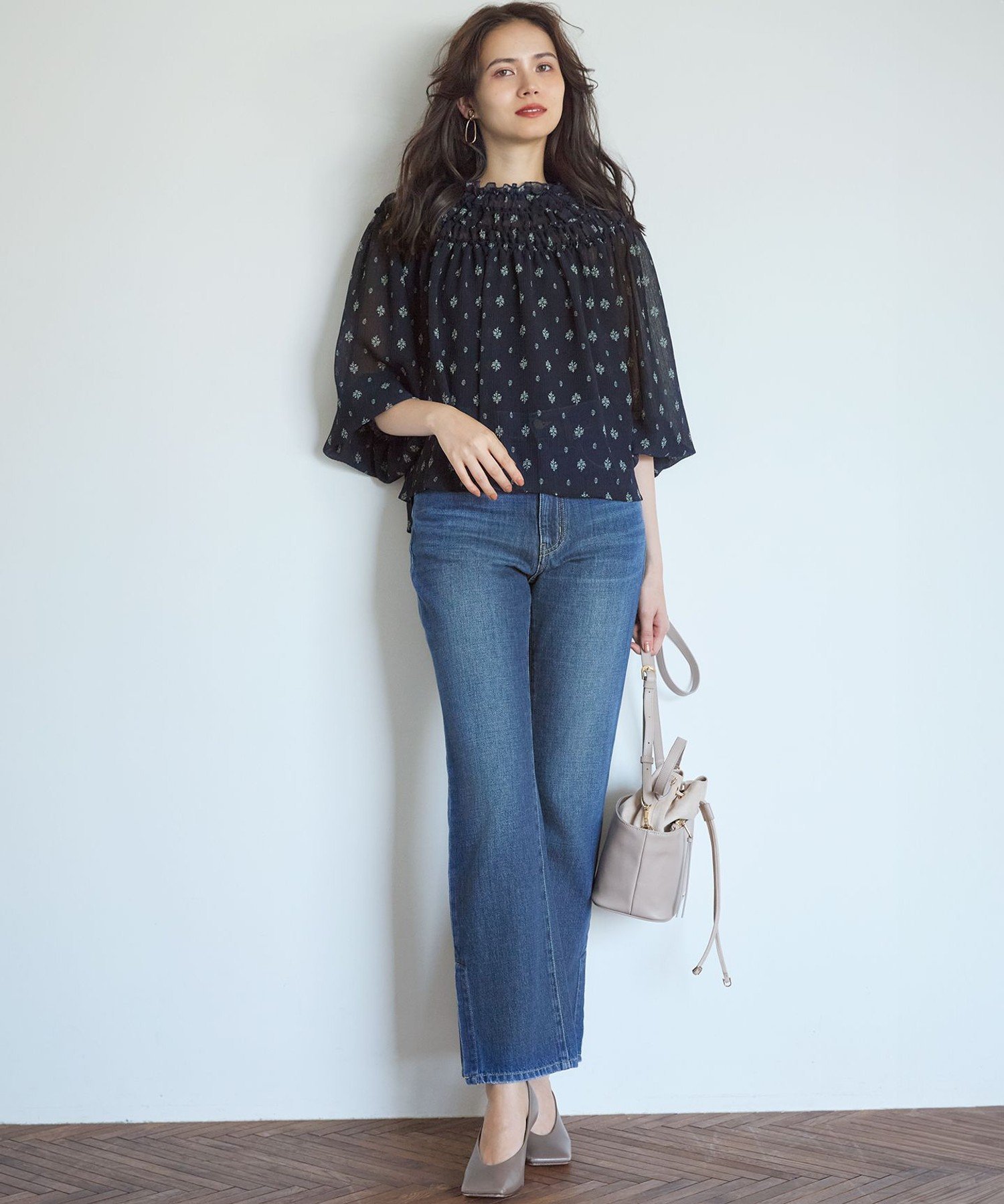 23区 L 【SLOW/一部店舗限定】クレープ フラワープリント ブラウス ニジュウサンク トップス シャツ・ブラウス ネイビー
