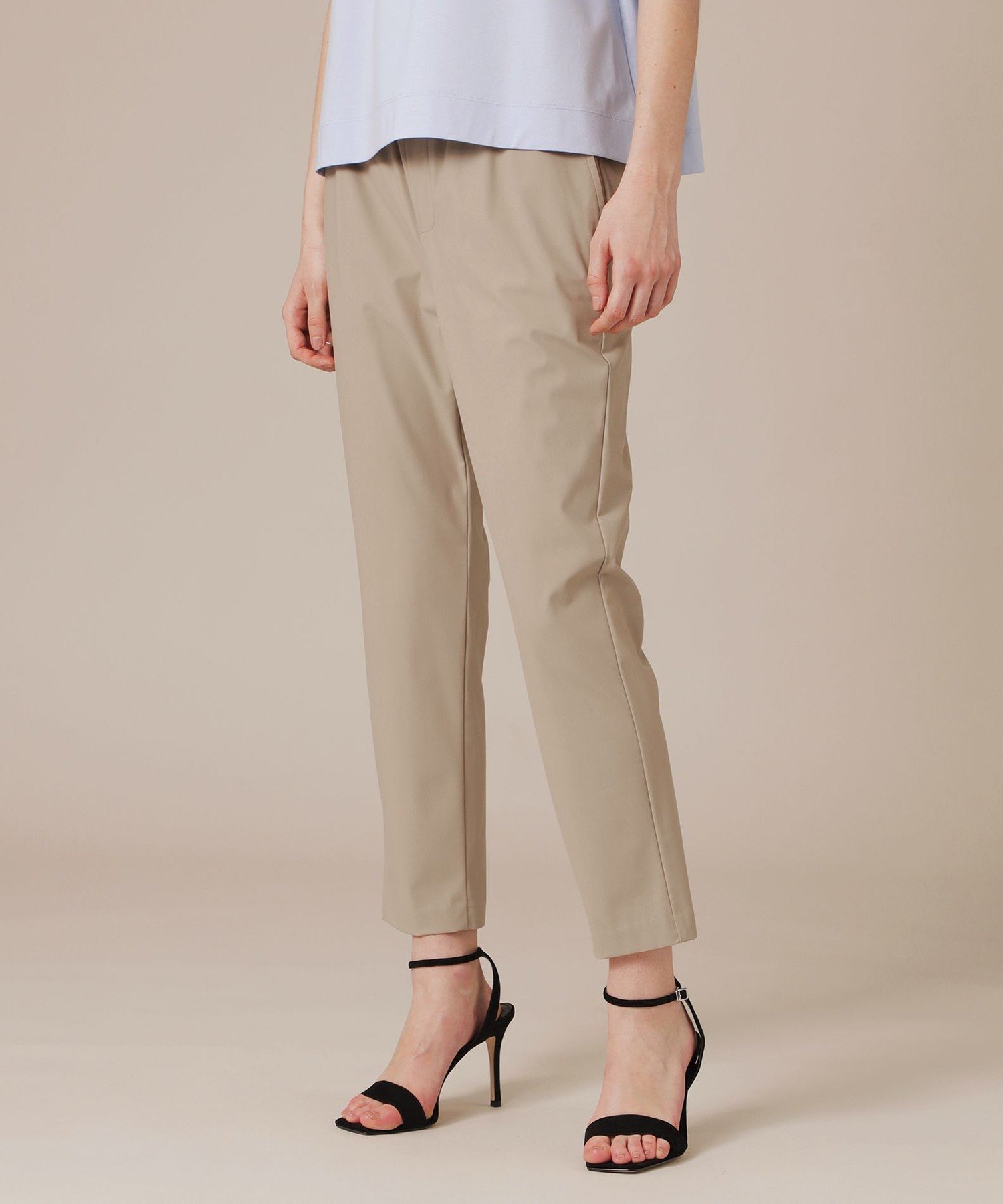 【WEB・一部店舗限定】ナイロンストレッチクロップドパンツ マッキントッシュ ロンドン パンツ その他のパンツ ベージュ グレー ブラック