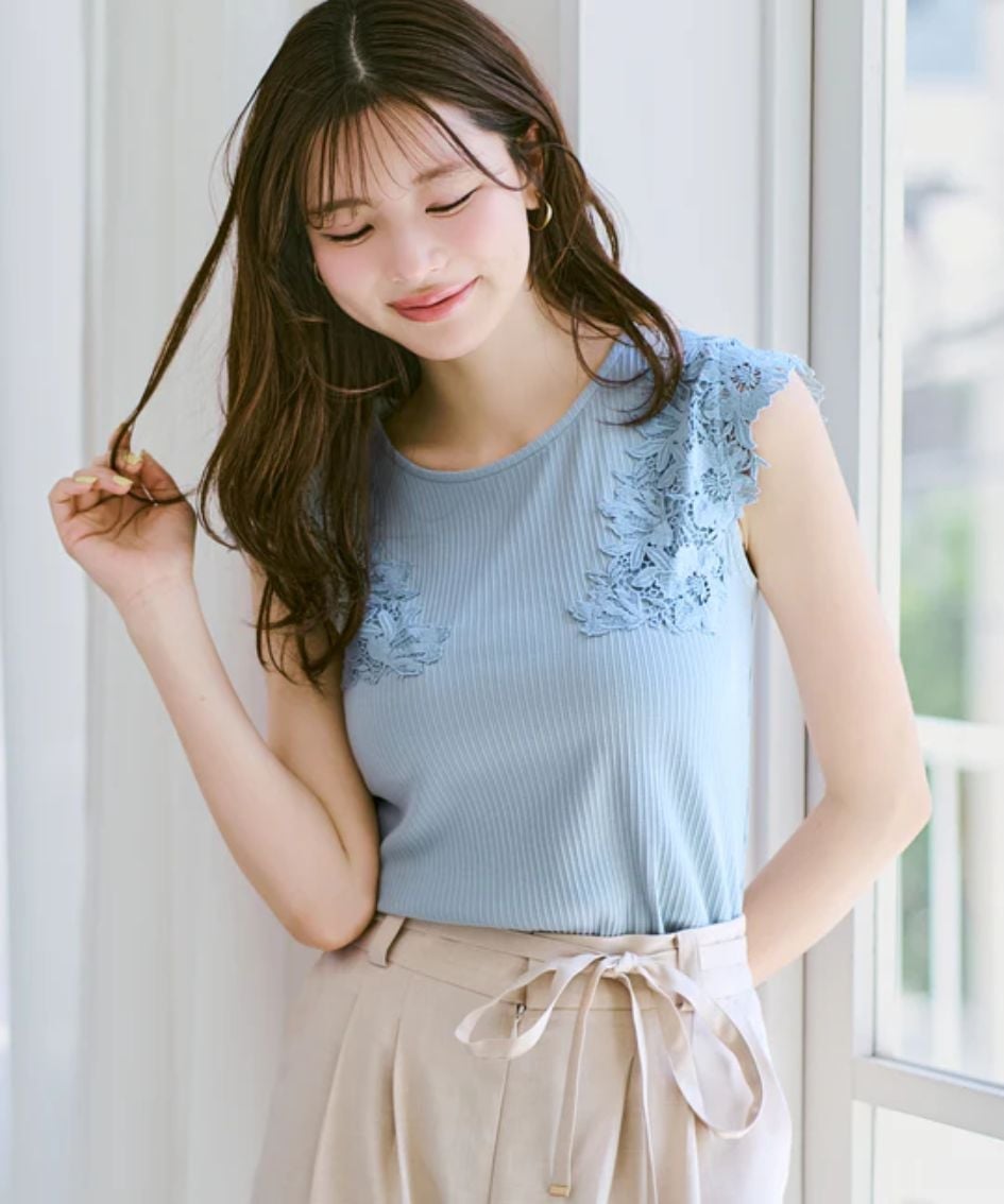 MISCH MASCH レーストリミングカットソー MM628205 ミッシュマッシュ トップス カットソー・Tシャツ レッド ブラック ホワイト