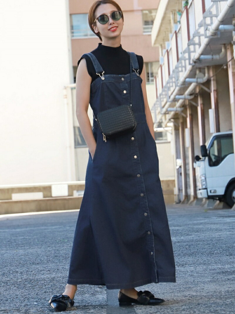 【SALE／31%OFF】coca フロントボタンAラインデニムサロペットスカート コカ ワンピース・ドレス ジャンパースカート ネイビーのサムネイル