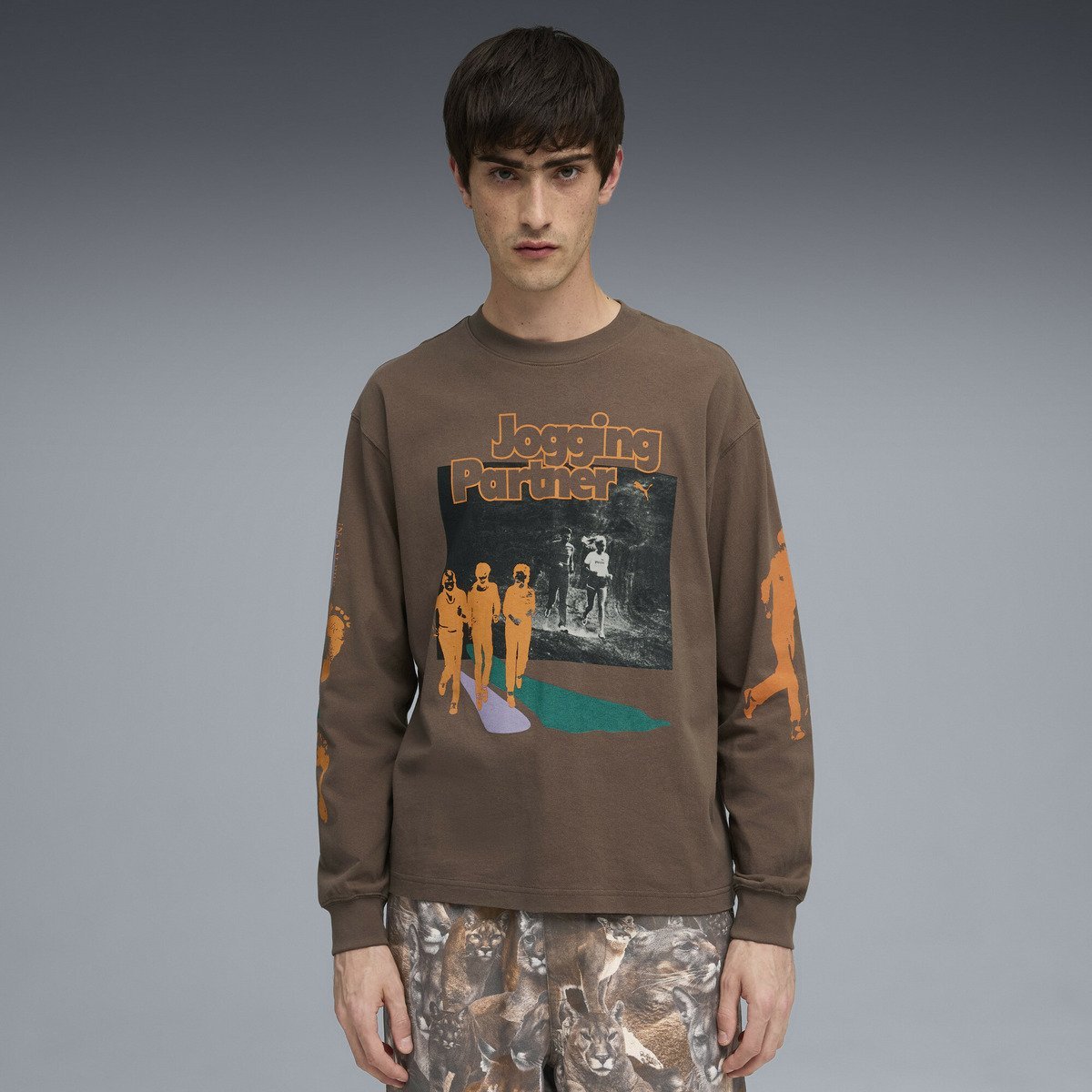 PUMA メンズ グラフィック ジョギング パートナー 長袖 Tシャツ プーマ トップス カットソー・Tシャツ【送料無料】のサムネイル