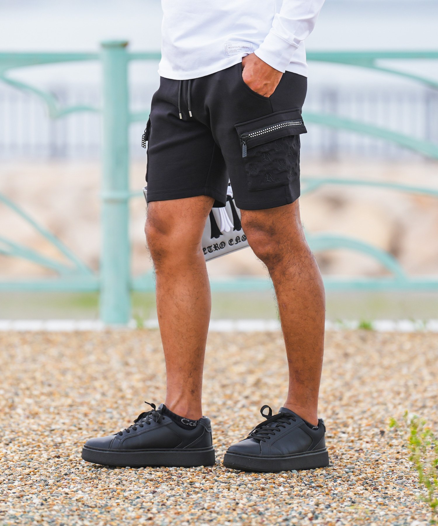 Retro Engine RTEG Monogram R.S Cargo S/PT アダムスジャグラー パンツ その他のパンツ ブラック グレー