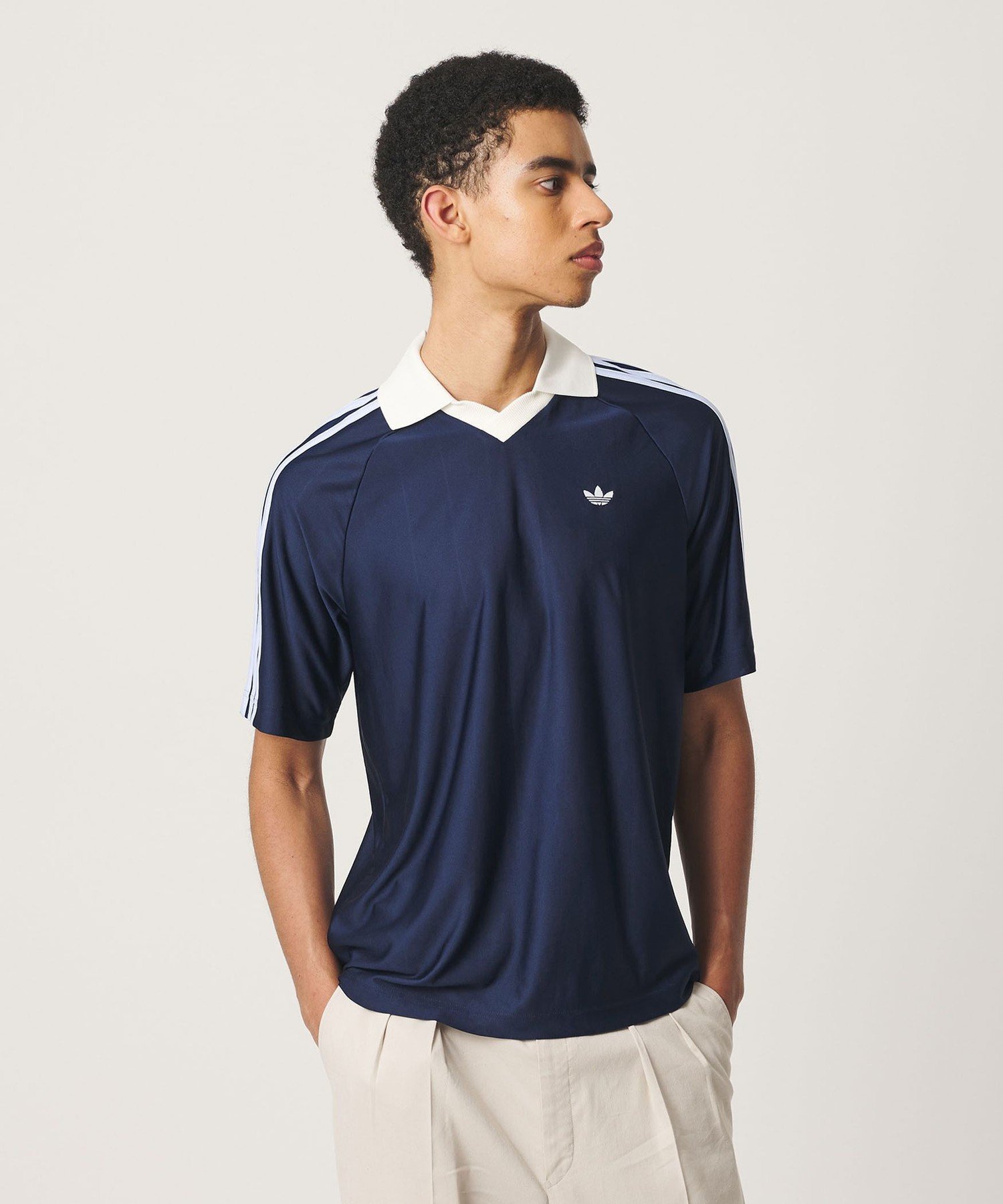 【別注】＜adidas Originals＞フットボール ジャージ トップス ビューティー＆ユース ユナイテッドアローズ トップス カットソー・Tシャツ ネイビー グレー