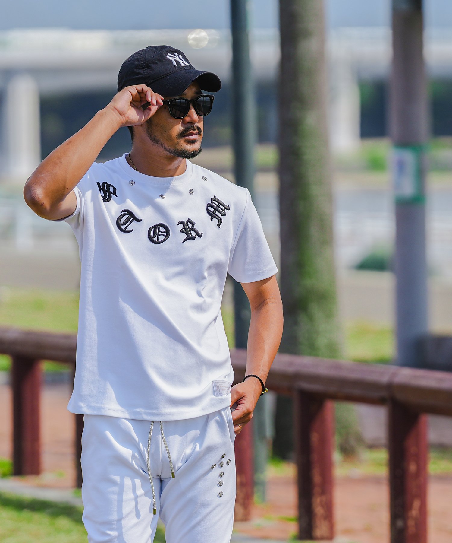 Retro Engine RTEG Metal Cross TEE アダムスジャグラー トップス カットソー・Tシャツ ブラック ホワイト