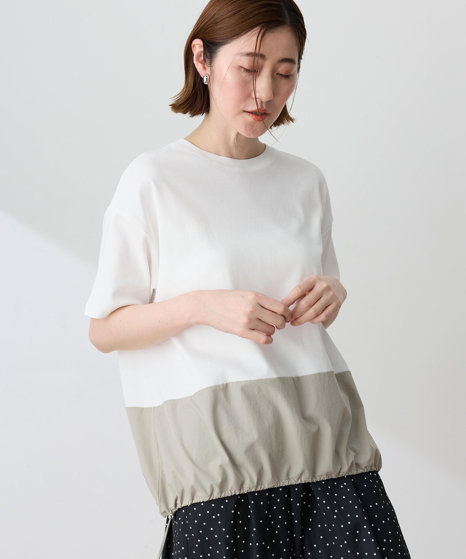 Petit Honfleur 裾切替ドロストカットプルオーバー プチオンフルール トップス カットソー・Tシャツ ホワイト グレー