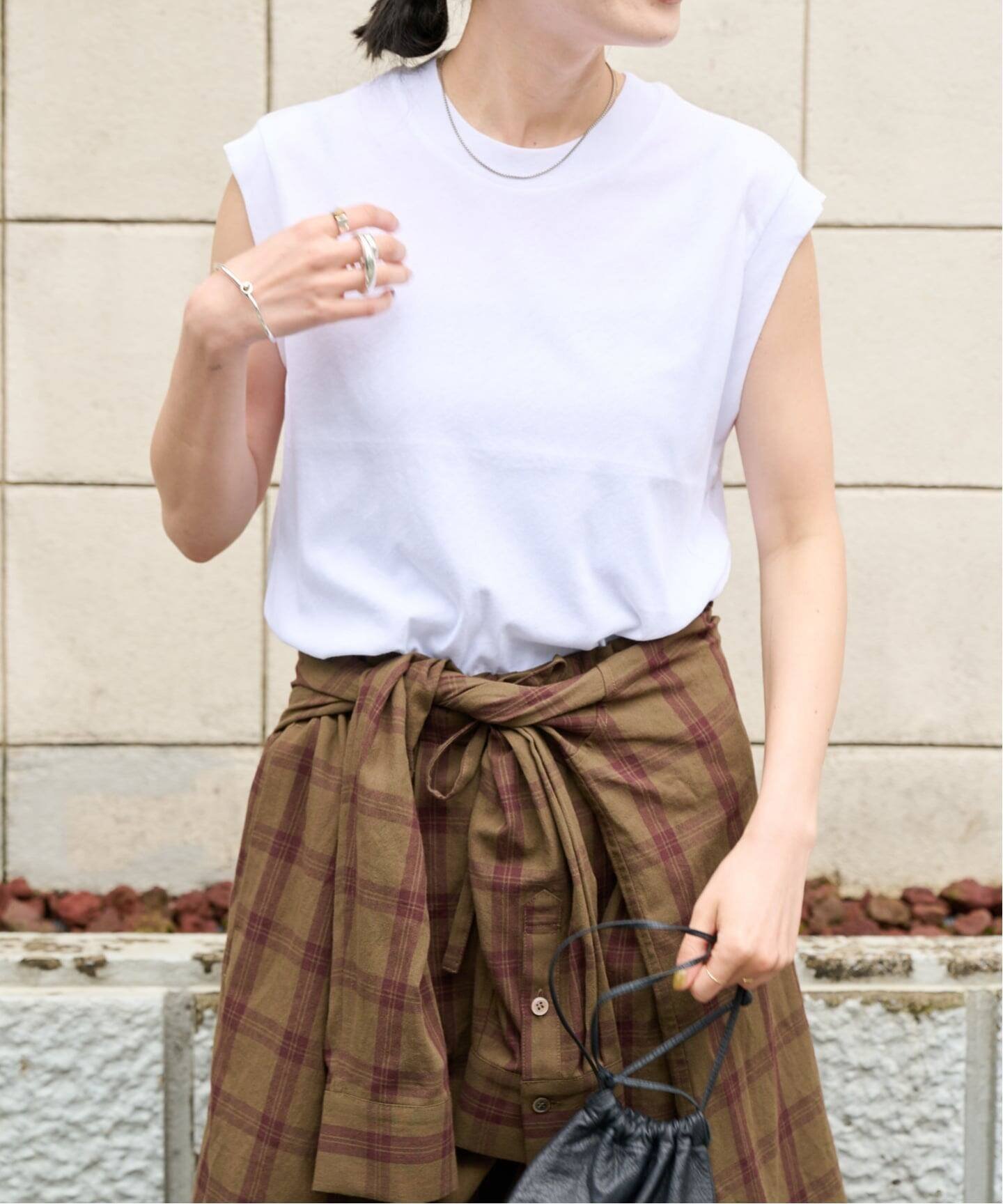追加2 ハイツイストコットンノースリTEE アウトドアプロダクツユージュアルシングス トップス カットソー・Tシャツ ブルー ブラウン ホワイト ピンク