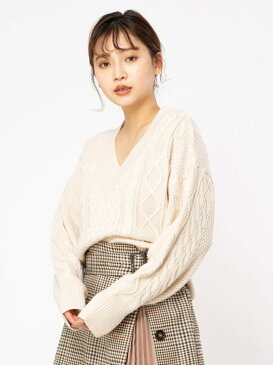 【SALE/20%OFF】CECIL McBEE 後ろバックシャンケーブルニット セシルマクビー ニット ニットその他 ホワイト ブラウン ピンク ネイビー【送料無料】