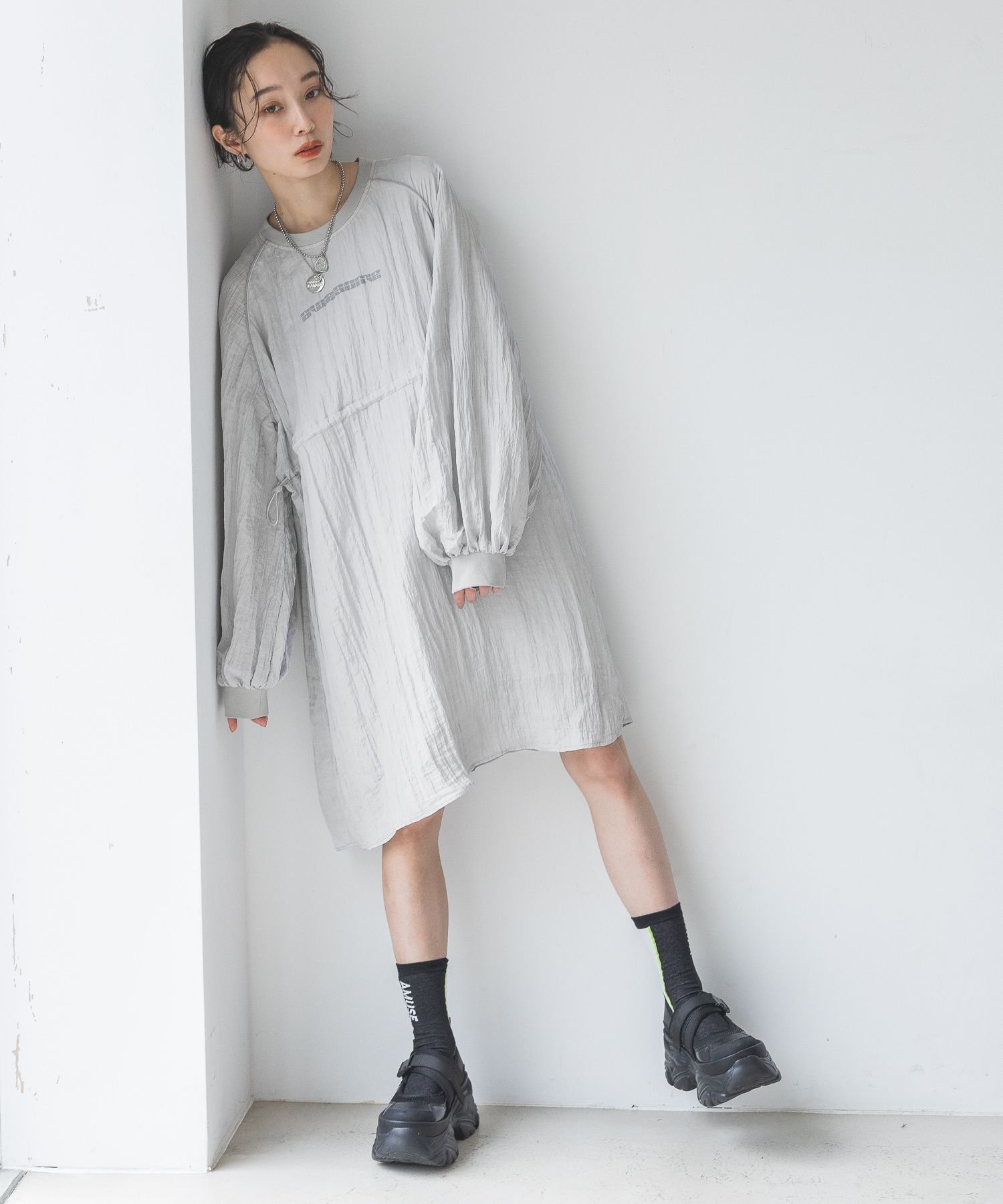 JEANASIS ワッシャ-ロゴミニワンピース ジーナシス ワンピース・ドレス チュニック グレー ブラック【送料無料】のサムネイル