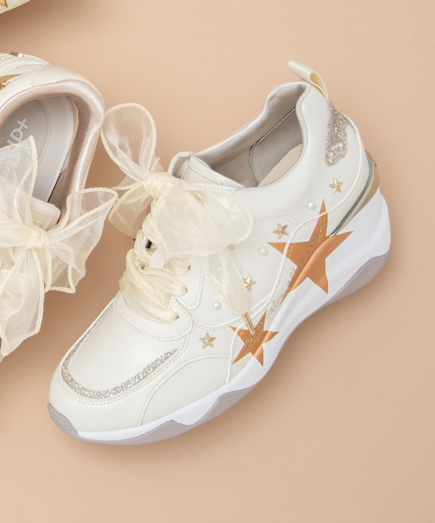 +diana 【数量限定 Christmas Edition】ヒールアップスニー