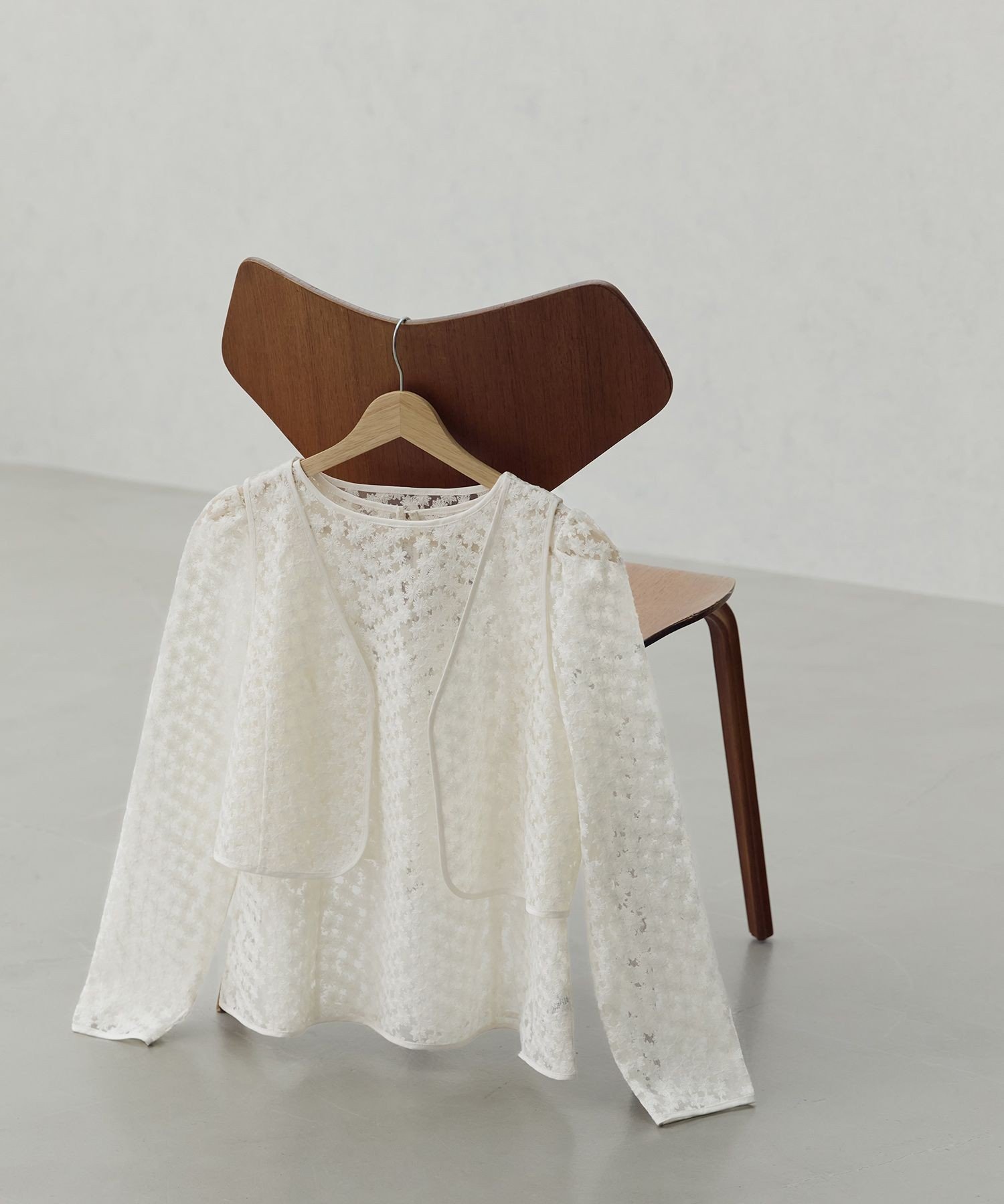 【SALE／50%OFF】ROPE' PICNIC フラワーレースブラウス ロペピクニック トップス シャツ・ブラウス ホワイト ブラック