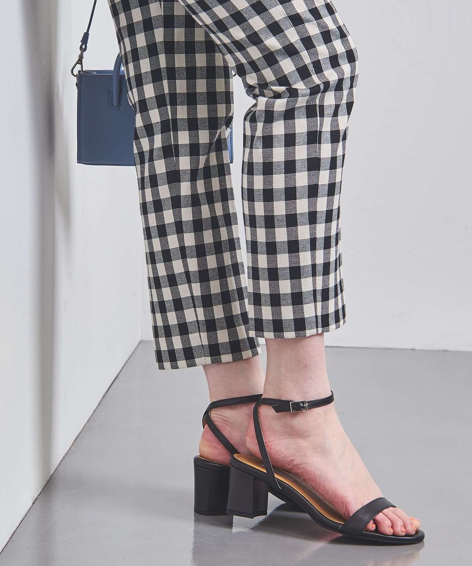 【SALE／80%OFF】UNITED ARROWS アンクルベルト チャンキーサンダル ユナイテッドアローズ アウトレット シューズ・靴 サンダル グリーン ホワイト ブラック【送料無料】