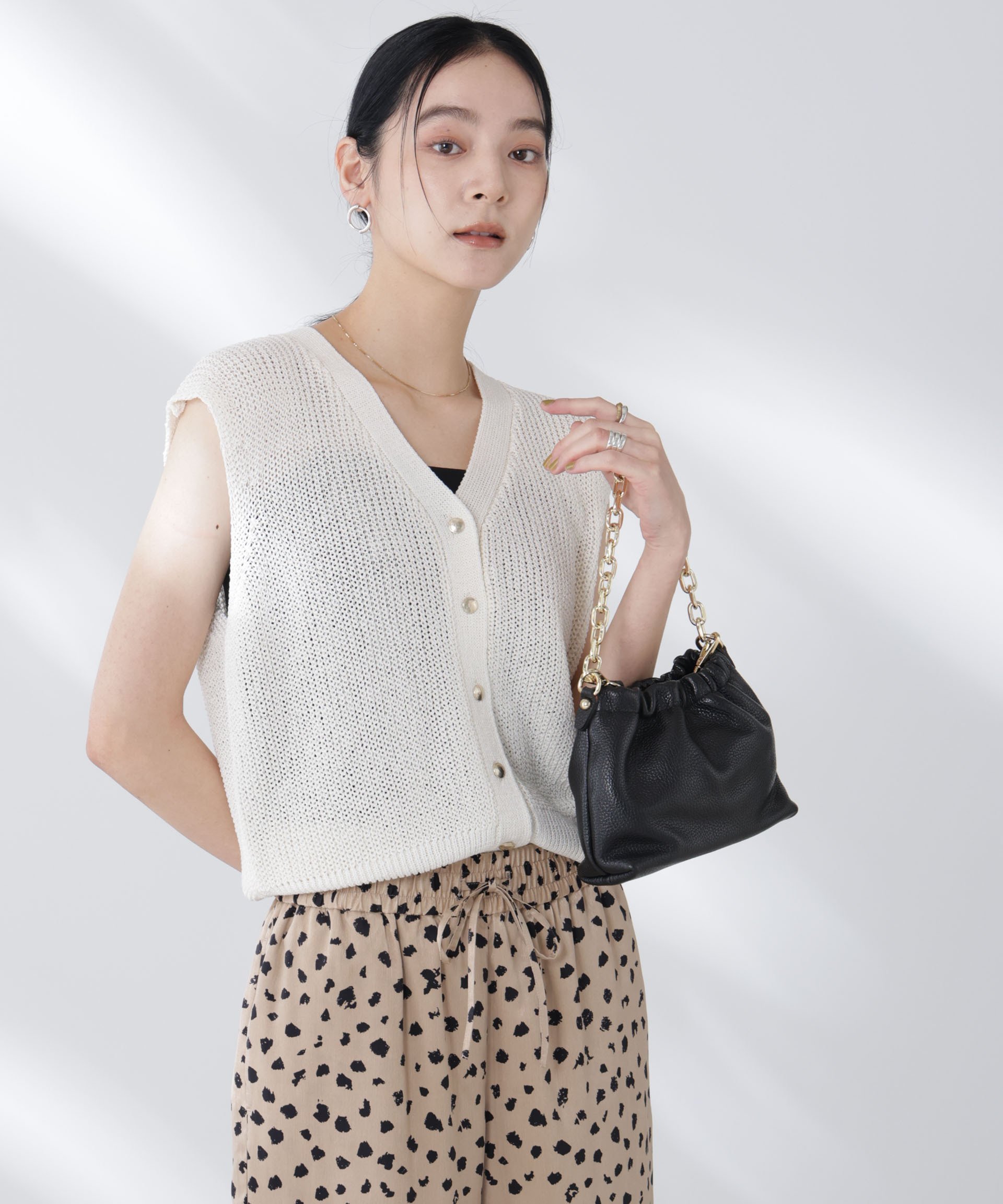 【SALE／30%OFF】NANO universe ペーパーヤーン畦ニットベスト ナノユニバース トップス ニット ホワイト ピンク グレー【送料無料】 stylife-15167128 Rakuten Fashion サンプル画像3