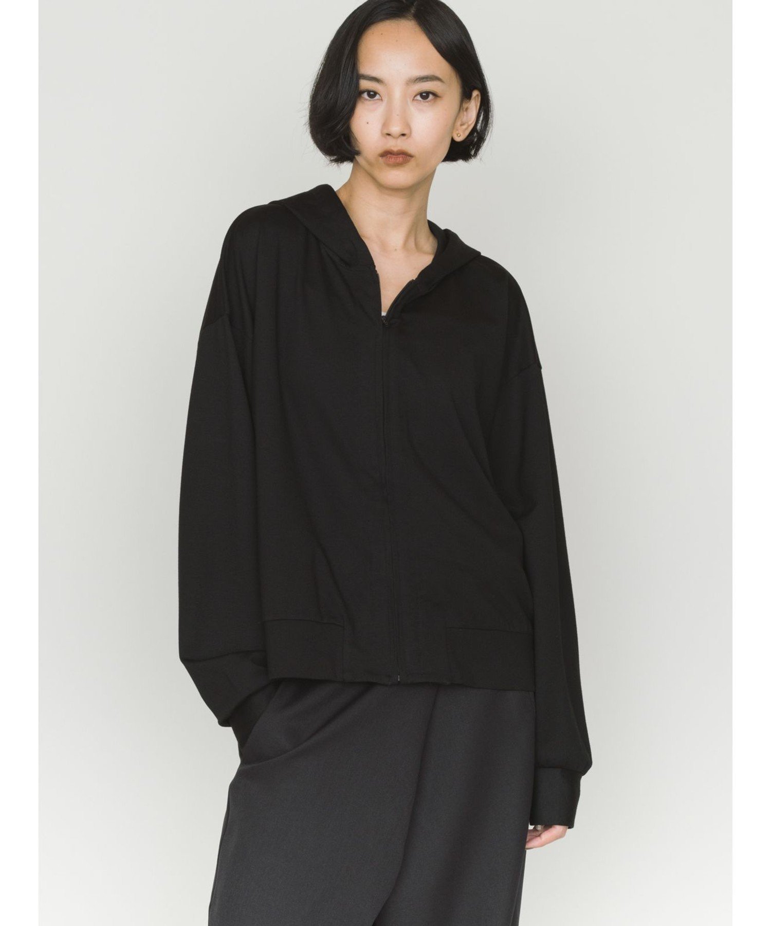 【SALE／20%OFF】MIDIUMISOLID MIDIUMISOLID for Ladies ドローストリングパーカー マーコート トップ..