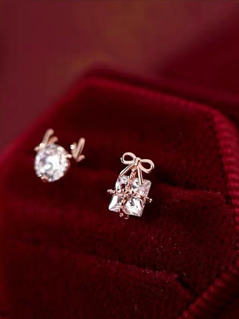 クリスマスモチーフピアス プレゼント トナカイ スレンダー アクセサリー・腕時計 ピアス ゴールド