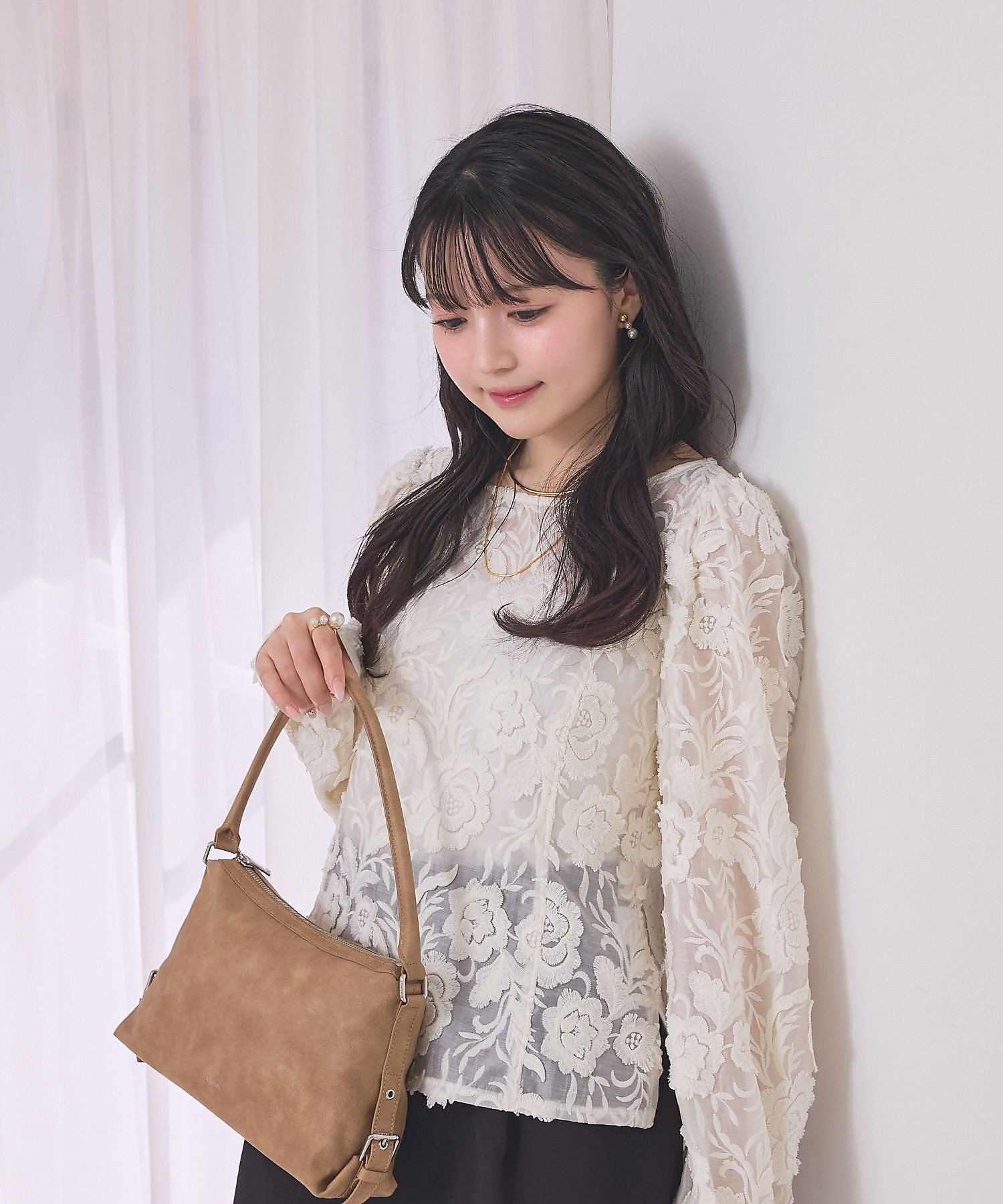 Rouge vif la cle 【一部店舗限定】【北野百笑さんコラボ】レースブラウス ルージュ・ヴィフ ラクレ トップス シャツ・ブラウス ホワイト
