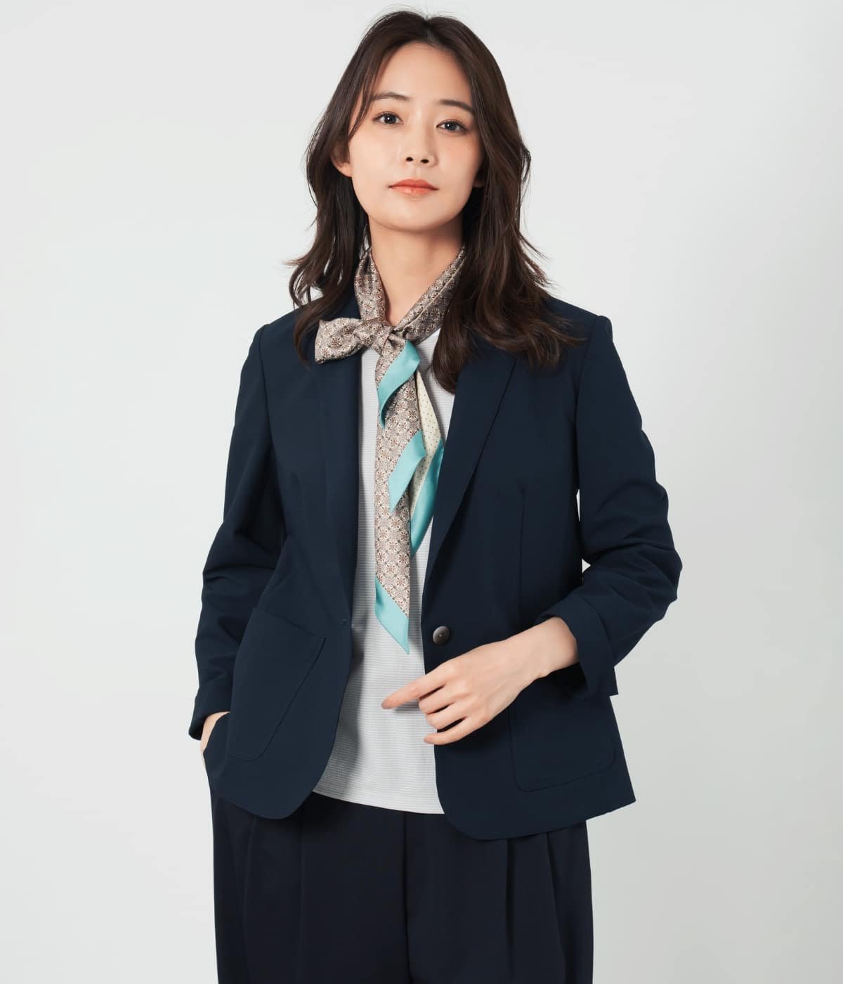 NEWYORKER WOMEN L-SIZE 【L】【吸水速乾・ウォッシャブル・ストレッチ】COOLMAXストレッチサッカー 1釦テーラードジャケット ニューヨーカー エルサイズ ジャケット・アウター テーラードジャケット・ブレザー ネイビー グレー