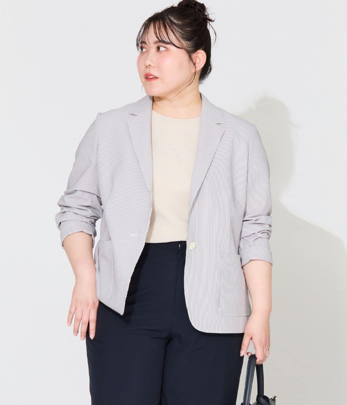 NEWYORKER WOMEN L-SIZE 【L】【吸水速乾・ウォッシャブル・ストレッチ】COOLMAXストレッチサッカー 1釦テーラードジャケット ニューヨーカー エルサイズ ジャケット・アウター テーラードジャケット・ブレザー ネイビー グレー