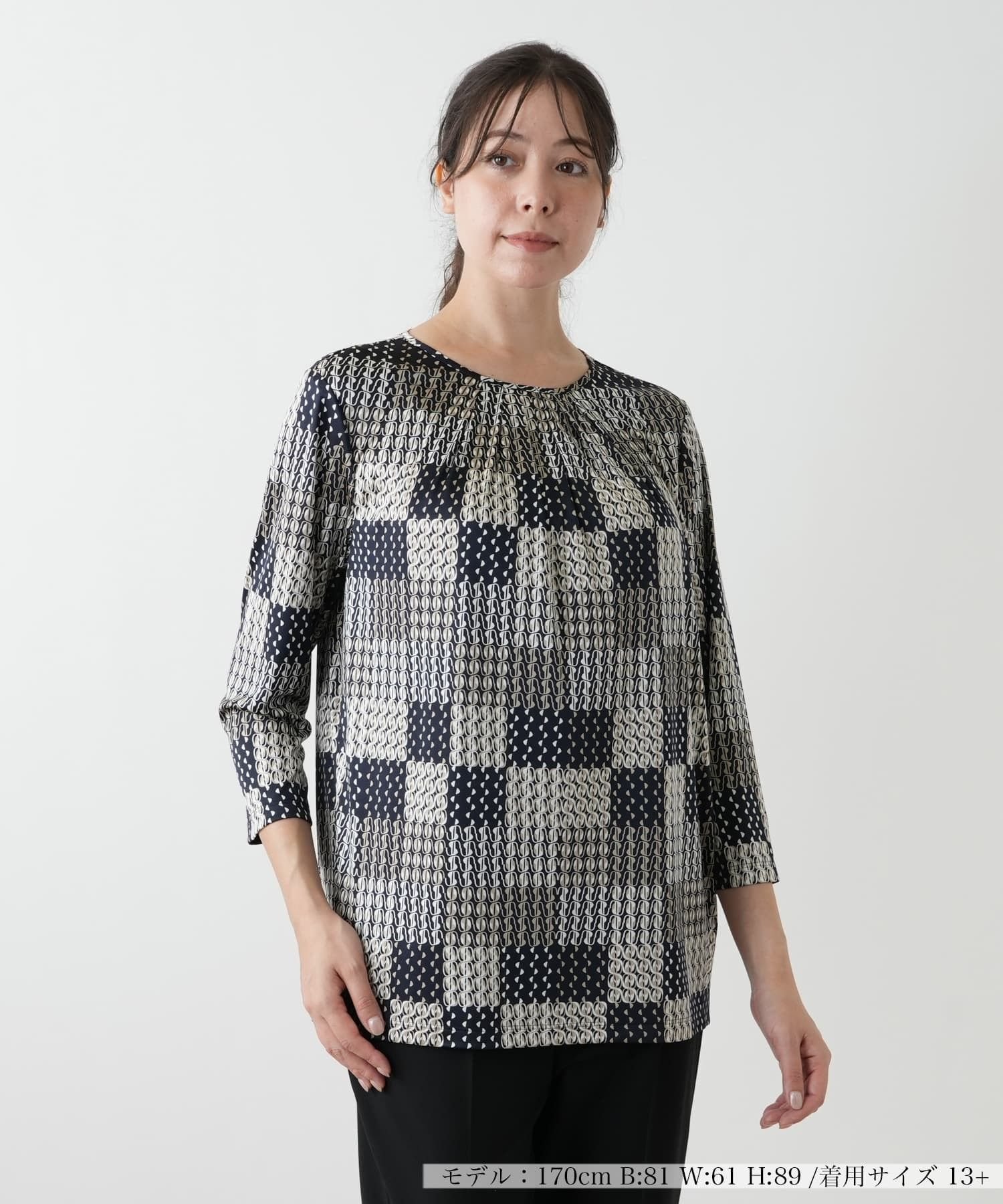 Leilian PLUS HOUSE プリントカットソー【ROCHAS Premiere】 レリアン プラスハウス トップス カットソー・Tシャツ ネイビー
