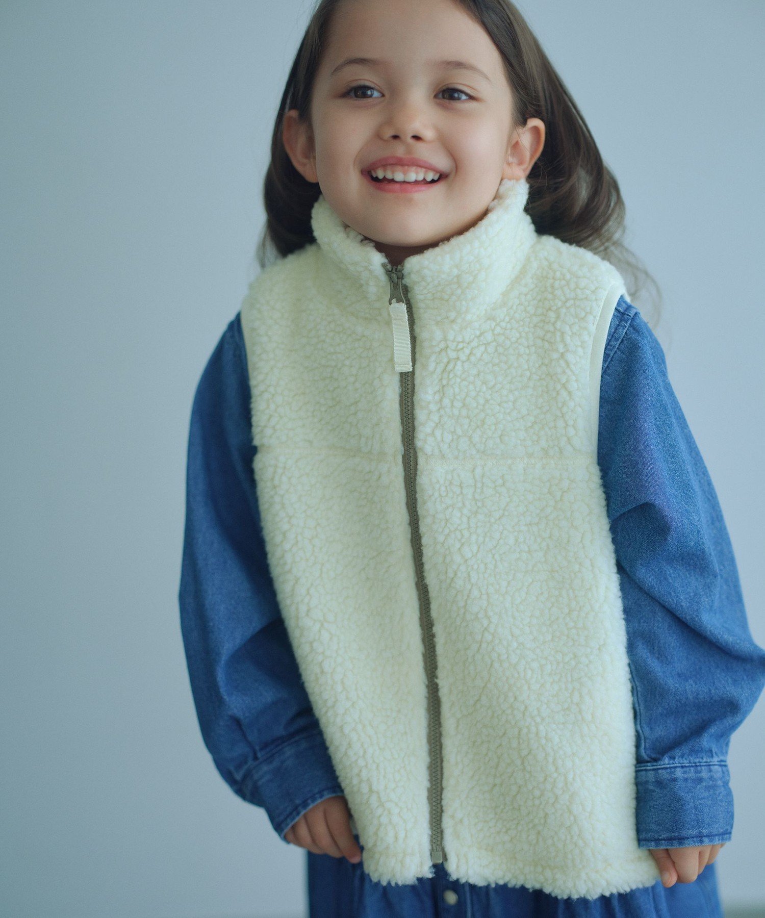 【SALE／10%OFF】UNITED ARROWS green label relaxing 【スタメンシリーズ】ボアベスト / キッズ 100cm-160cm ユナイテッドアローズ グリーンレーベルリラクシング トップス ベスト・ジレ グレー ホワイト 2