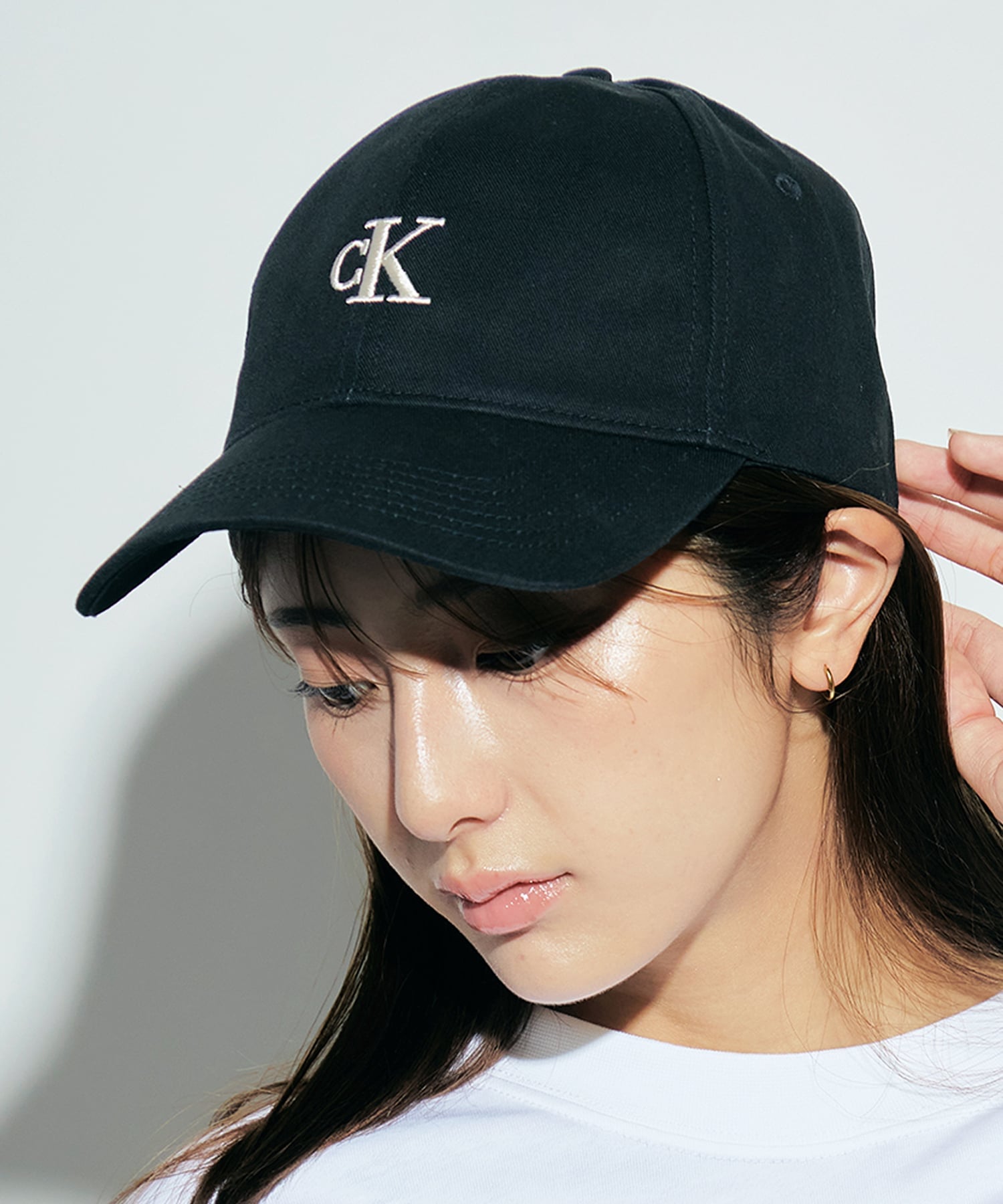 Calvin Klein (U)【公式ショップ】カルバンクライン 6パネルスモールモノグラムベースボールキャップ Calvin Klein Jeans Accessory 4G5002G[JUNG KOOK / ジョングク着用商品] カルバン・クライン 帽子 キャップ グリーン ブルー グレー ホワイト ブラック【送料無料】
