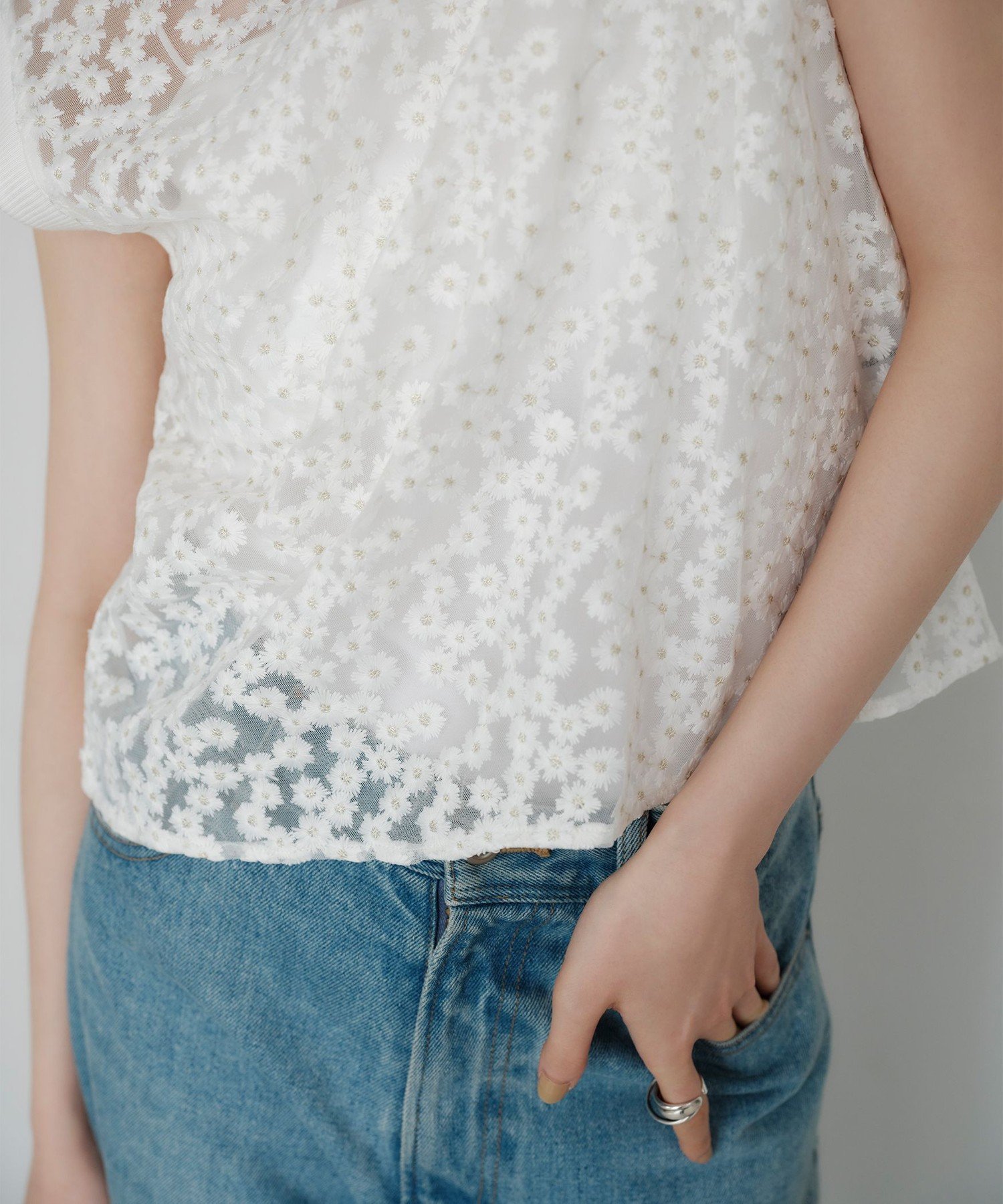【SALE／40%OFF】EMMEL REFINES ＜EMMEL REFINES＞EM フラワーチュール プルオーバー ユナイテッドアローズ アウトレット トップス シャツ・ブラウス ブラック ホワイト【送料無料】