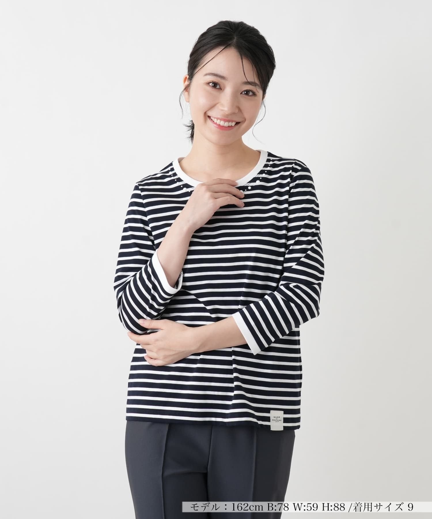 Leilian ボーダービジューネックカットソー【MUSE BY ROCHAS Premiere】 レリアン トップス カットソー・Tシャツ ブラック ネイビー