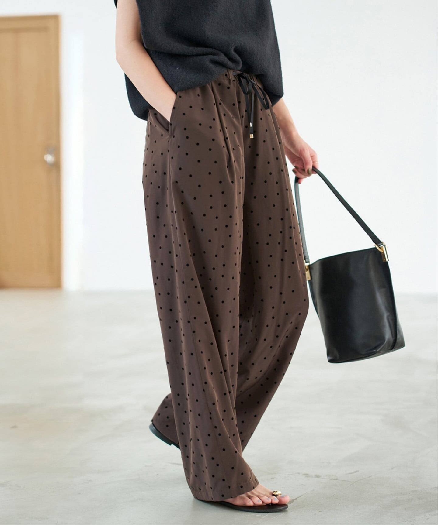 Spick & Span 《WEB限定予約》フロッキードットイージーパンツ スピックアンドスパン パンツ その他のパンツ ブラウン ブラック【送料無料】のサムネイル