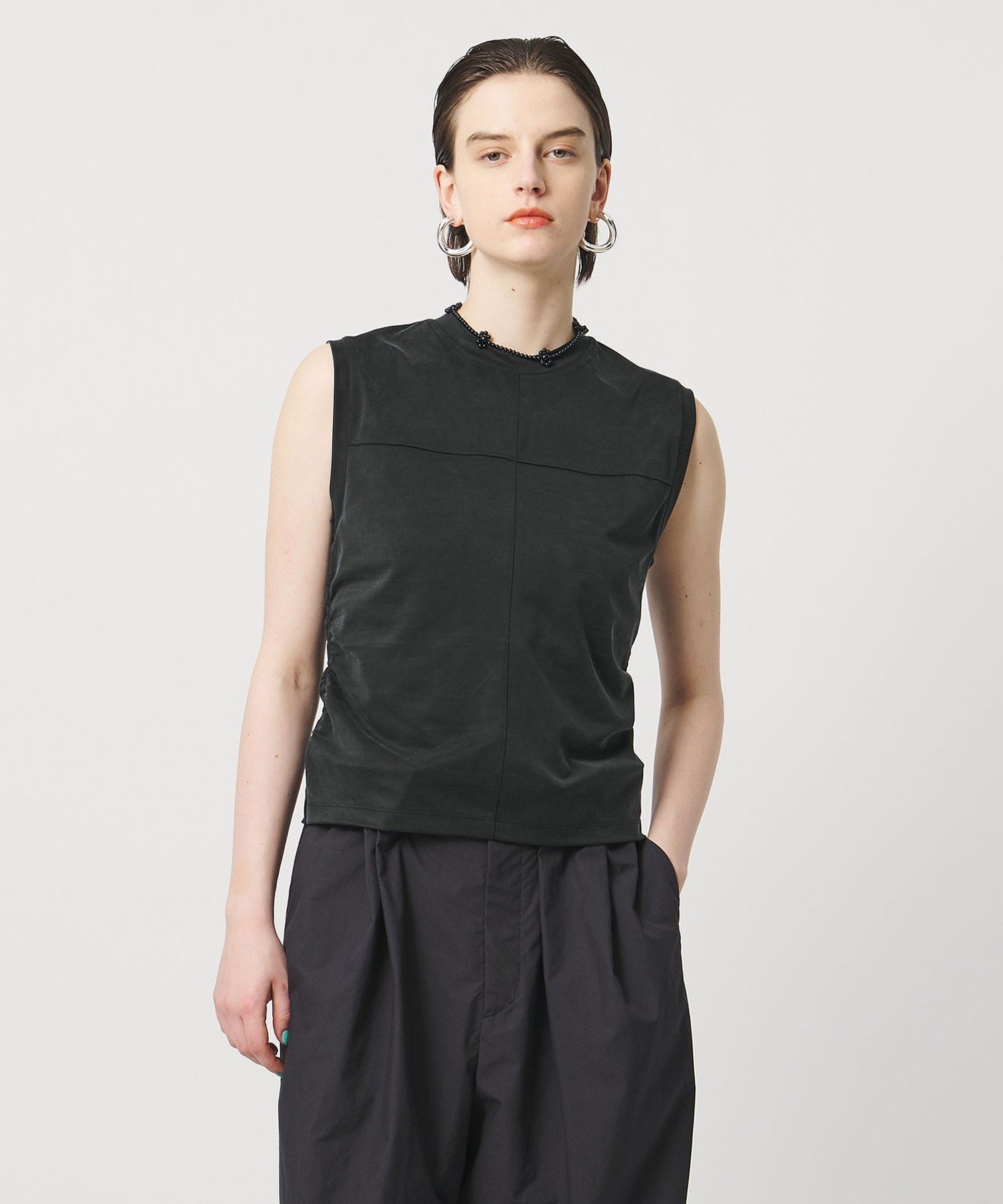 ＜ASTRAET ＞バックギャザー ノースリーブカットソー ユナイテッドアローズ トップス ノースリーブ・タンクトップ ブラック グレー