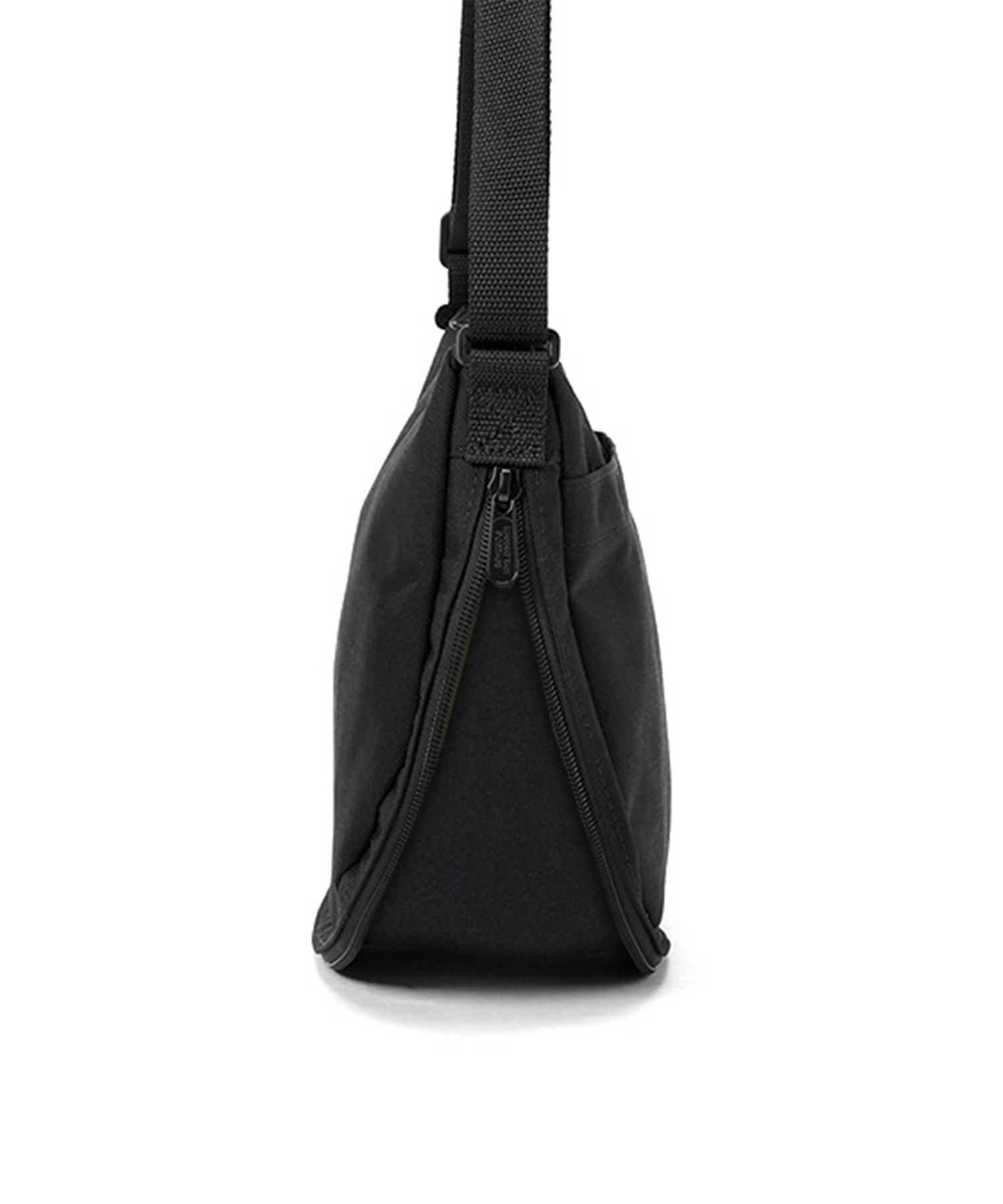 Manhattan Portage Columbus Circle Shoulder Bag 6053 マンハッタンポーテージ バッグ ショルダーバッグ ブラック
