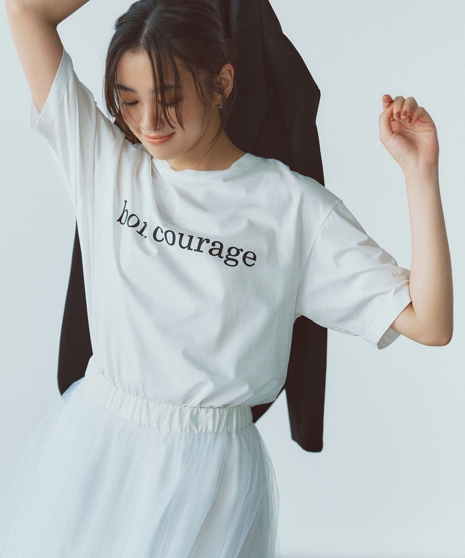 自由区 【洗える】ボンクラージュロゴ Tシャツ ジユウク トップス カットソー・Tシャツ ホワイト