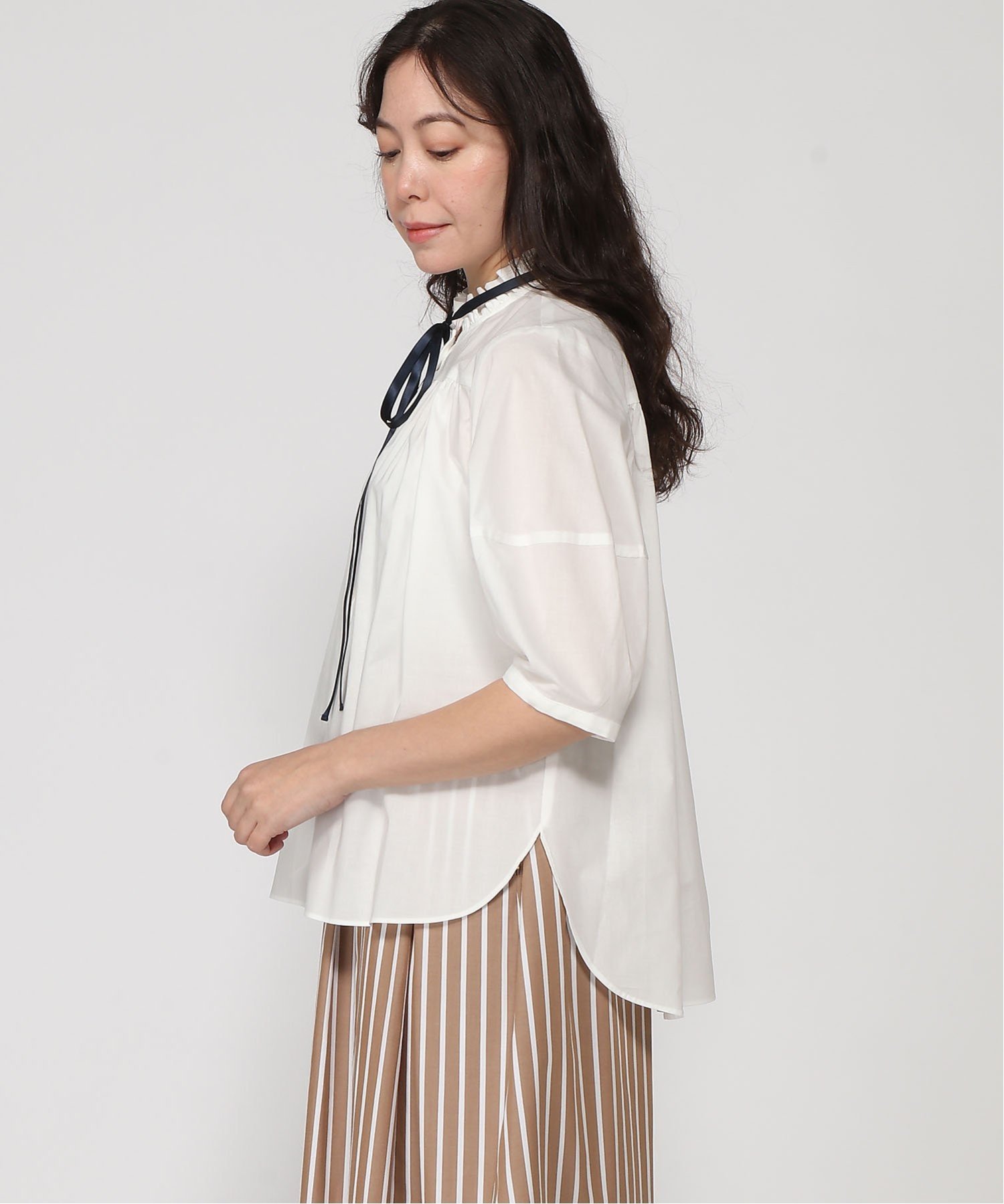 【SALE／30%OFF】Doubleface Tokyo サテンリボンフリルネックブラウス ダブルフェーストーキョー トップス シャツ・ブラウス ホワイト ブラック【送料無料】