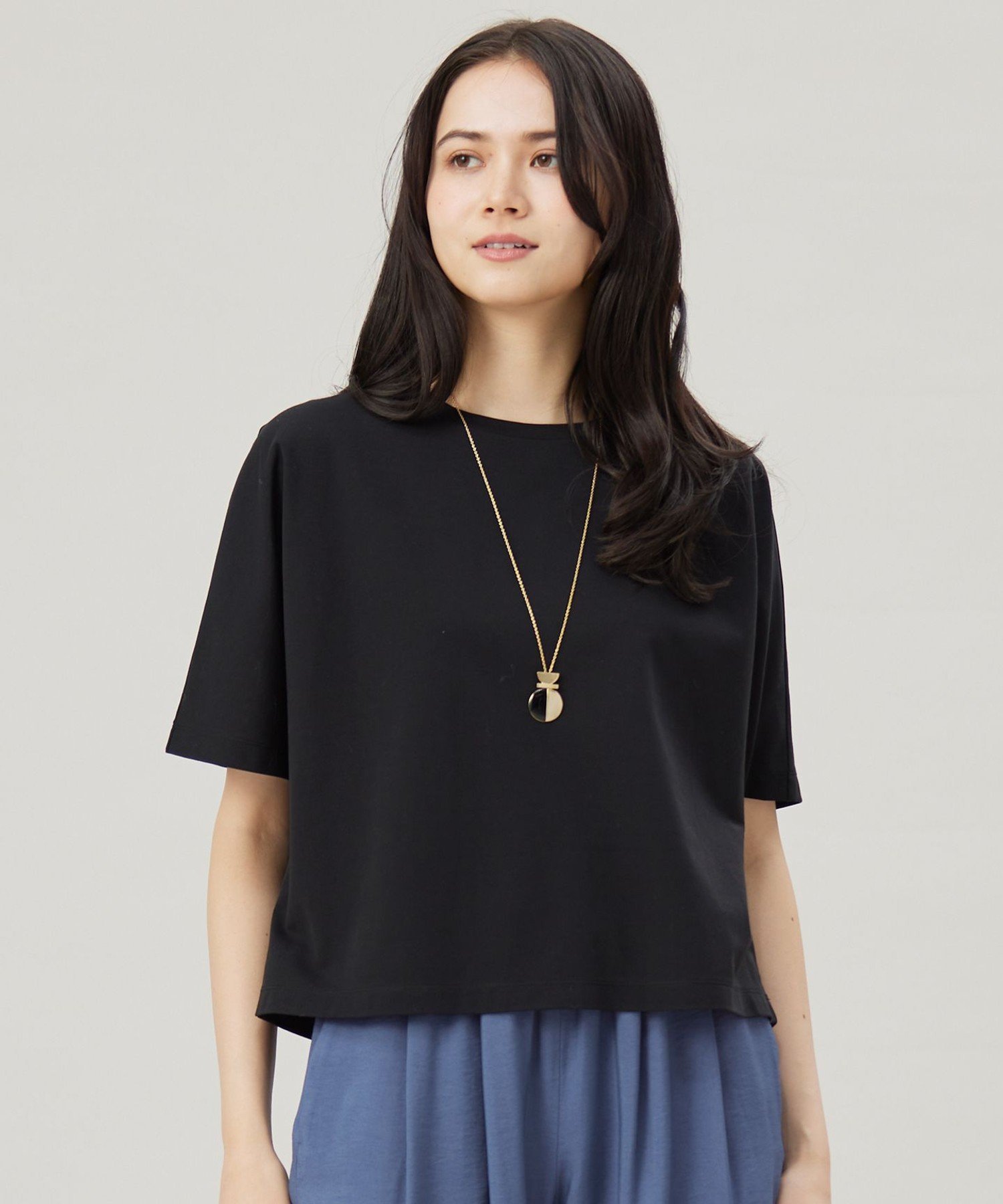 自由区 【多機能・快適素材・着まわし力】ハイカウントクロップド丈 Tシャツ ジユウク トップス カットソー・Tシャツ ホワイト ブラック グリーン