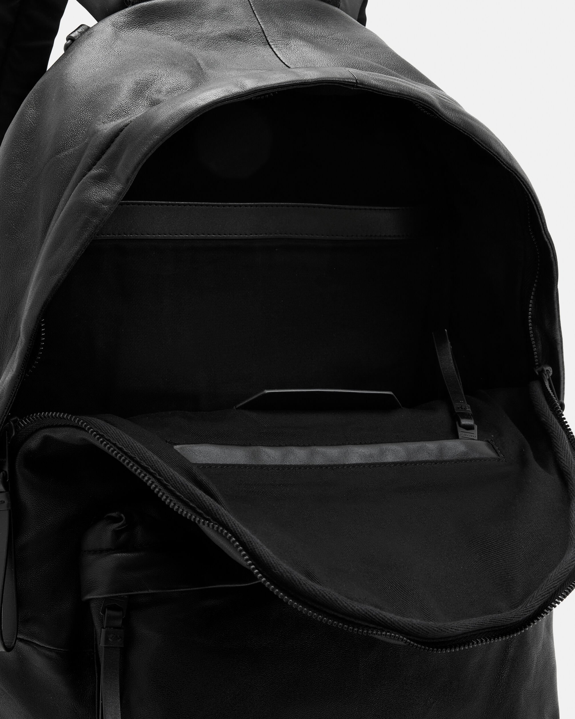 ALLSAINTS (M)CARABINER BACKPACK オールセインツ バッグ リュック・バックパック ブラック【送料無料】