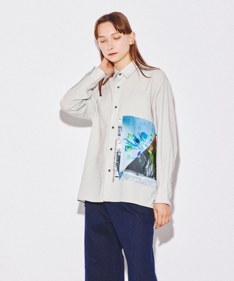 【SALE／30%OFF】tk.TAKEO KIKUCHI(Ladies) インバージョンフラワーシャツ ティーケータケオキクチ トップス シャツ・ブラウス グレー ブラック ブルー【送料無料】のサムネイル