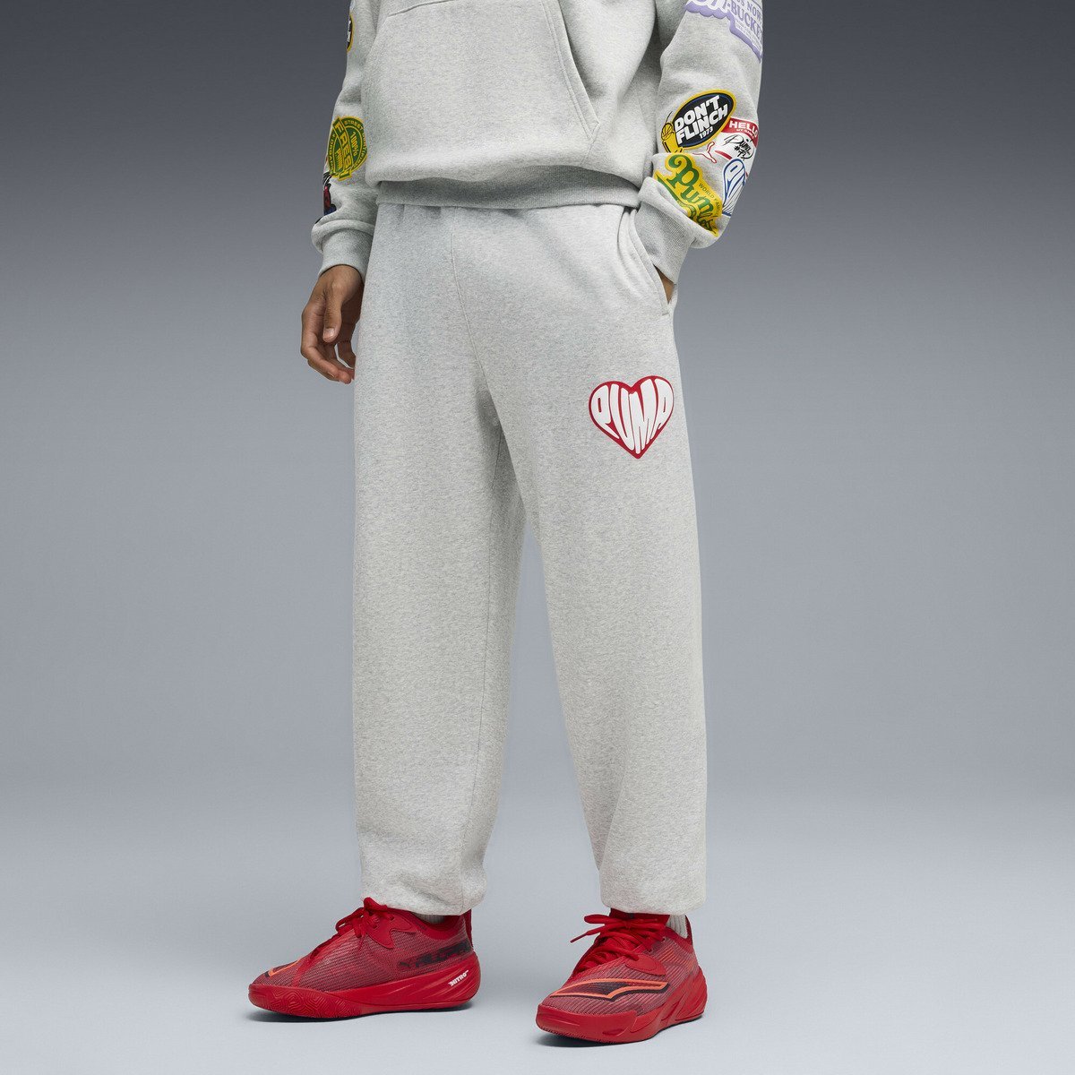 【SALE／30%OFF】PUMA メンズ バスケットボール ストライカーパック スウェットパンツ Sticker Pack Sweatpant プーマ パンツ ジャージ・スウェットパンツ【送料無料】