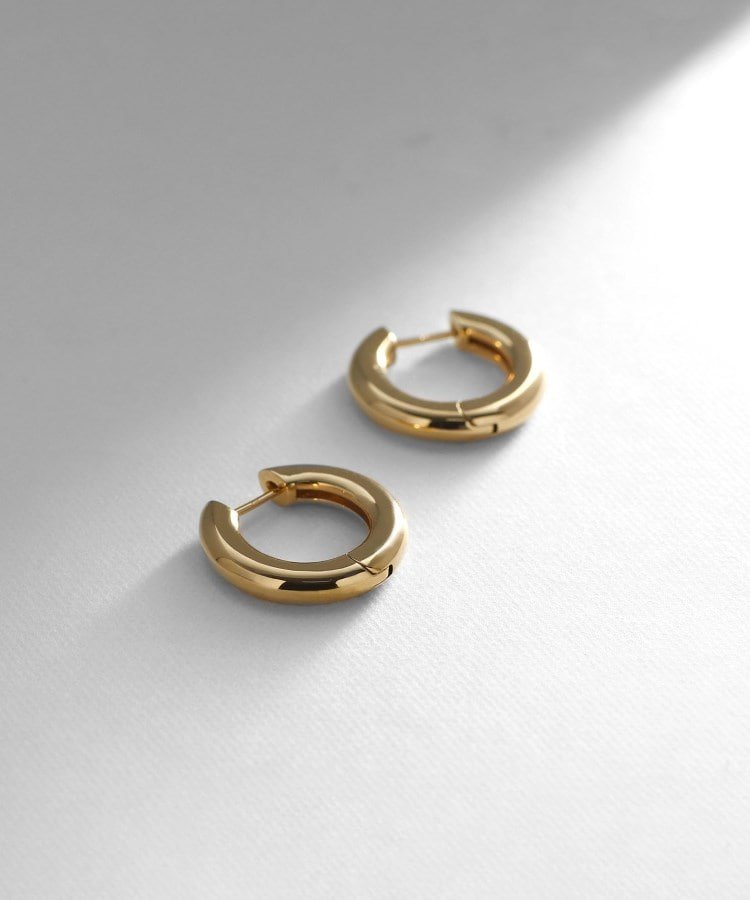 COCOSHNIK ONKITSCH シルバー ハギーフープ ラウンドピアス GP ココシュニック オンキッチュ アクセサリー・腕時計 ピアス ゴールド【送料無料】
