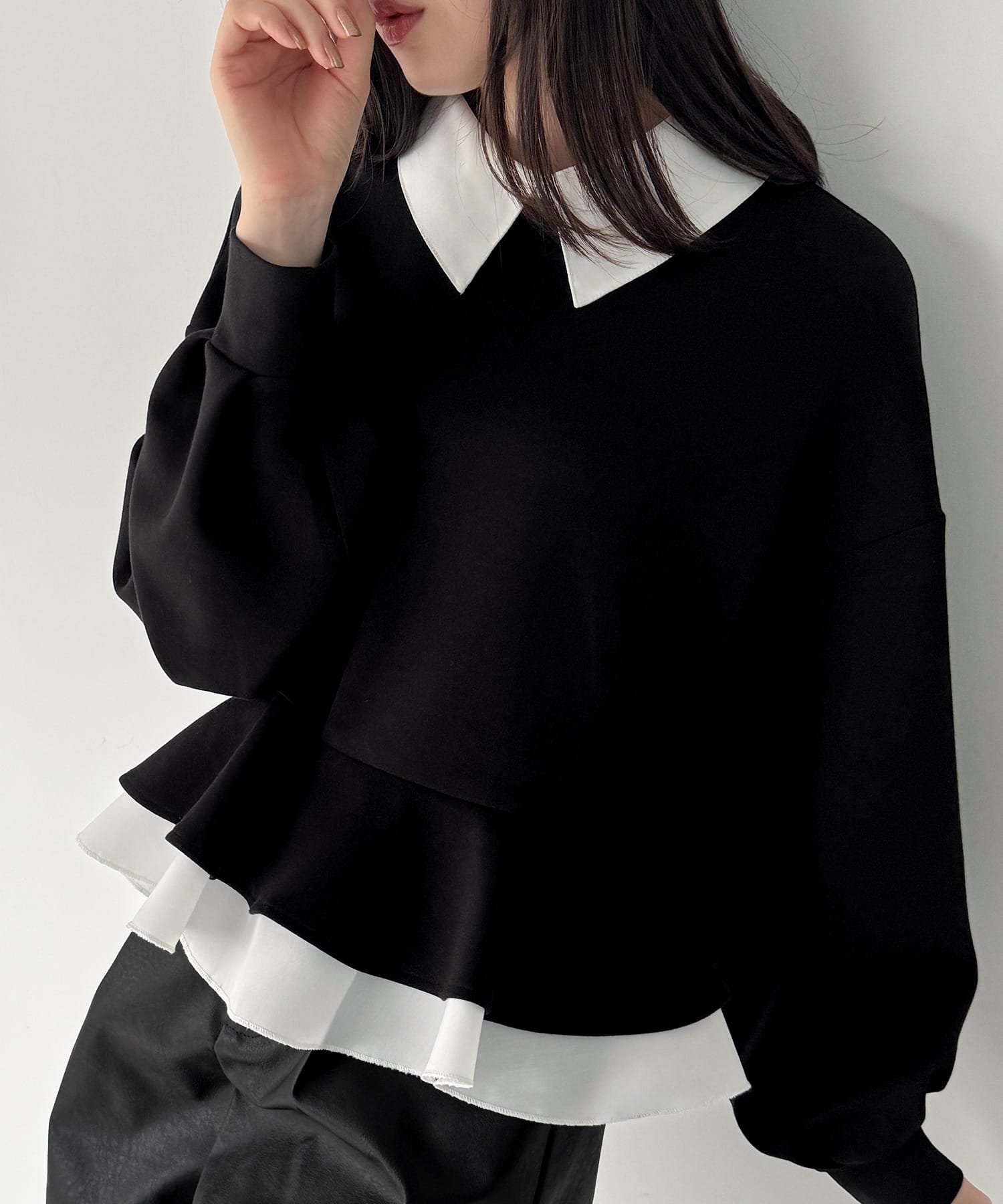 【SALE／26%OFF】JUNOAH フリルレイヤードスウェット ジュノア トップス スウェット・トレーナー ブラウン グレー ブラック【送料無料】のサムネイル