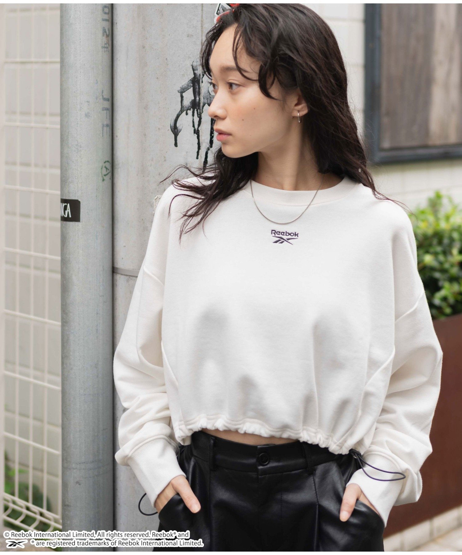 WEGO LADY'S 別注Reebok ショートドロストスウェット ウィゴー トップス パーカー・フーディー ホワイト グレー ブラックのサムネイル