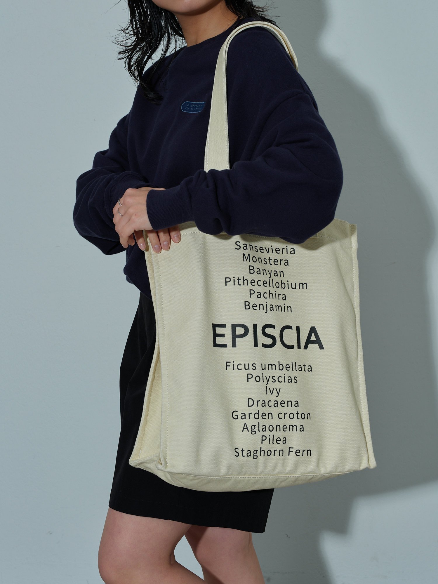 【SALE／22%OFF】COLONY 2139 キャンバスロゴトートバッグ コロニー トゥーワンスリーナイン バッグ トートバッグ ホワイト イエロー ブルー レッド グレー ブラックのサムネイル