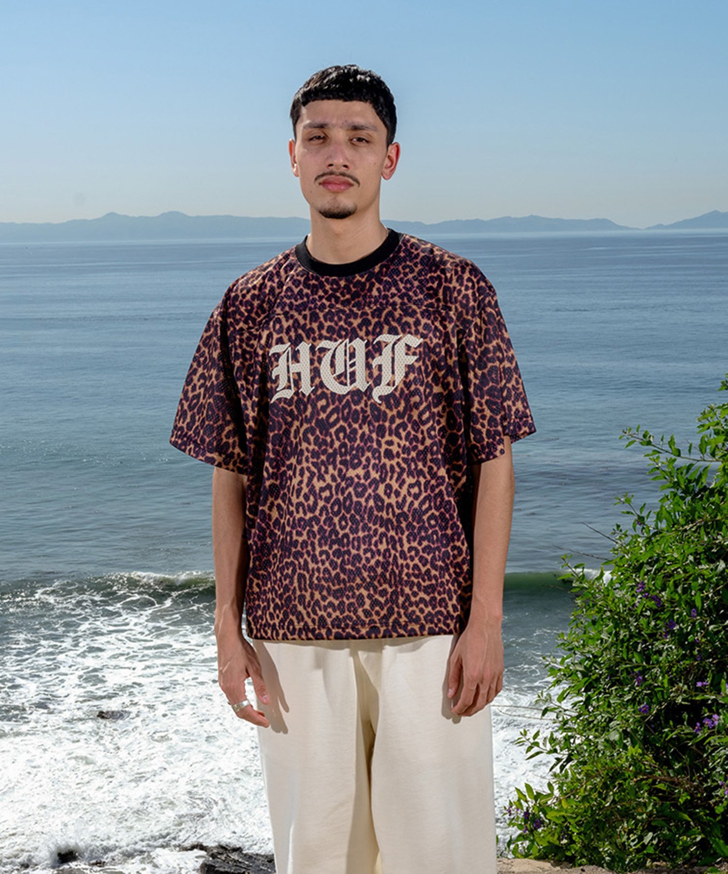 OLD ENGLISH MESH TOP / HUF ハフ メッシュ ハフ トップス カットソー・Tシャツ ブラック ホワイト ブラウン