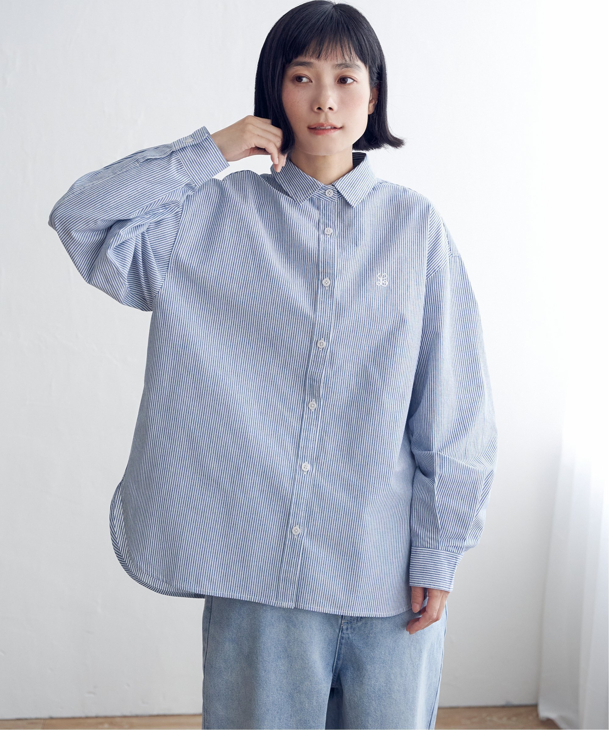 【SALE／30%OFF】LBC with Life ワンポイント刺繍ビッグシャツ エルビーシー トップス シャツ・ブラウス ブルー オレンジ ホワイトのサムネイル