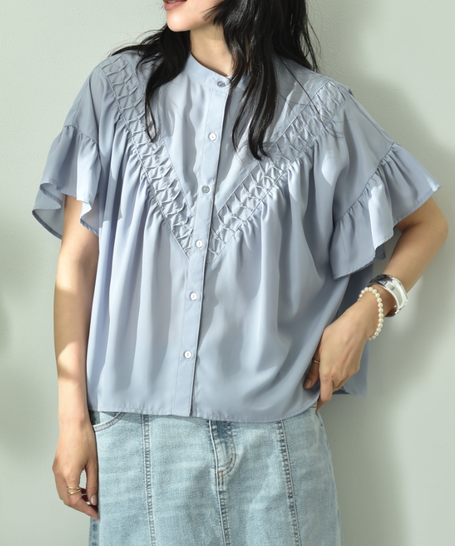 【SALE／55%OFF】INTERPLANET V切替タックデシンブラウス インタープラネット トッ...