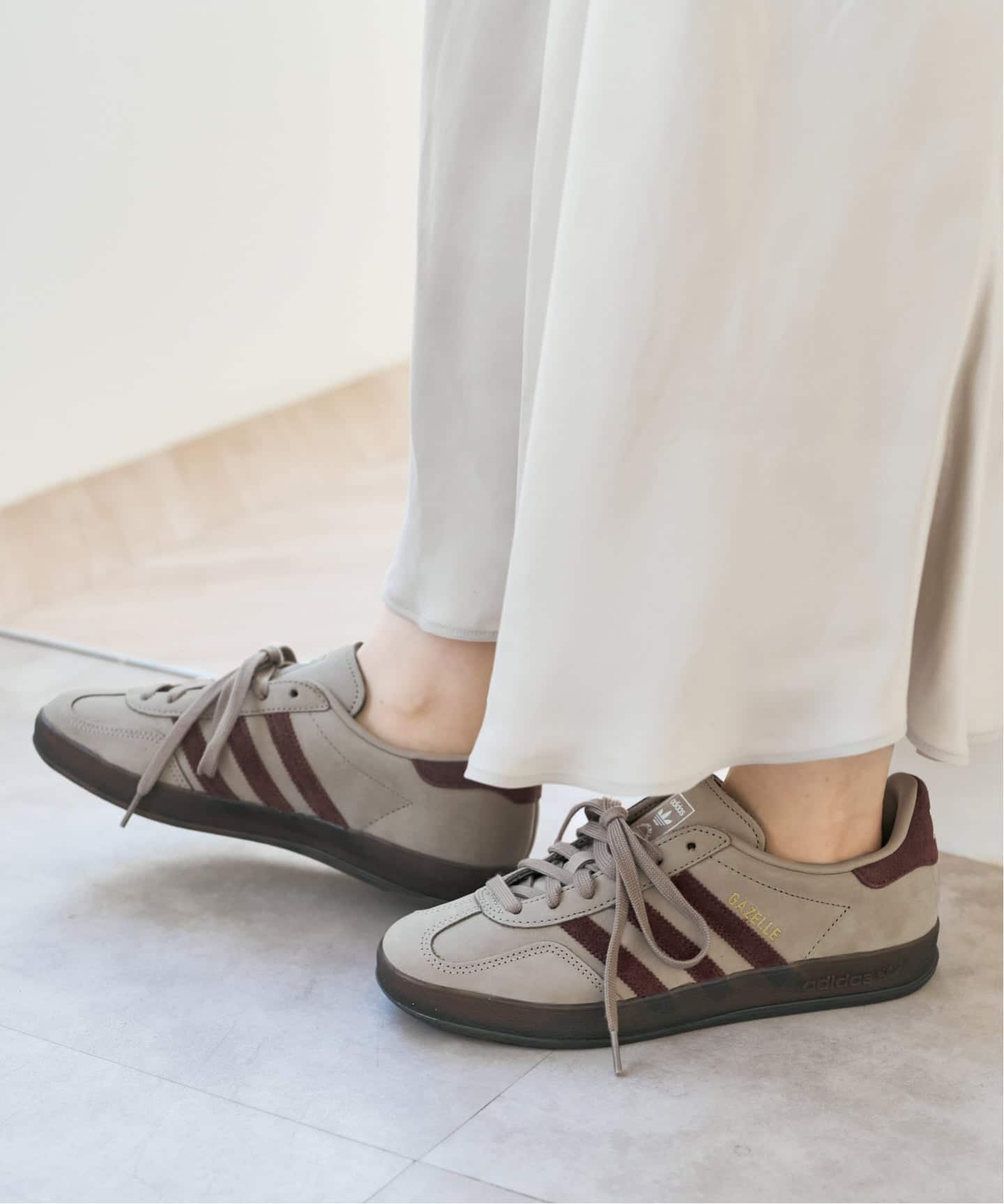 Spick & Span adidas / アディダス GAZELLE INDOOR スピックアンドスパン シューズ・靴 スニーカー ベージュ【送料無料】のサムネイル