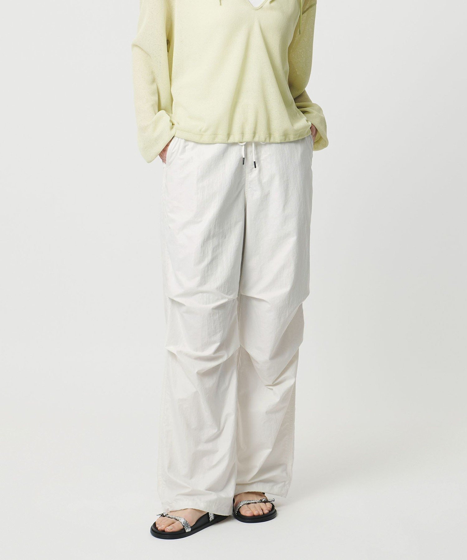 【SALE／40%OFF】MARW UNITED ARROWS ＜MARW UNITED ARROWS＞パラシュート パンツ WHITE 撥水 ビューティー＆ユース　ユナイテッドアローズ パンツ その他のパンツ ホワイト【送料無料】