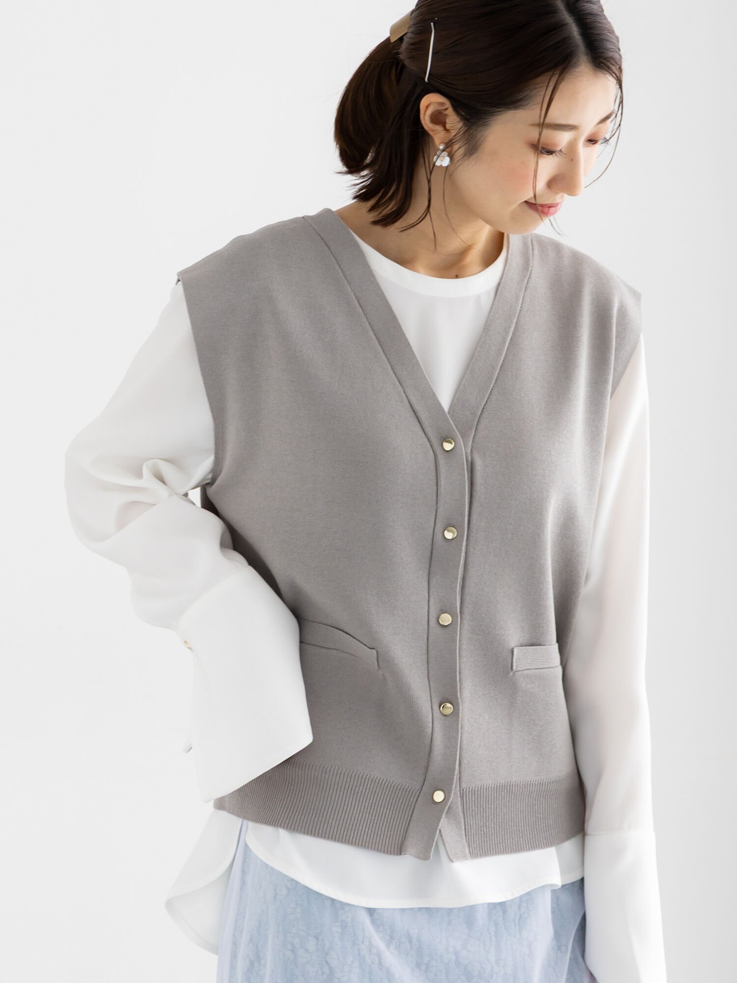 Te chichi 総針ポケット付きVネックベスト《2026 spring catalog item》 テチチ トップス ニット ネイビー グレー ホワイト